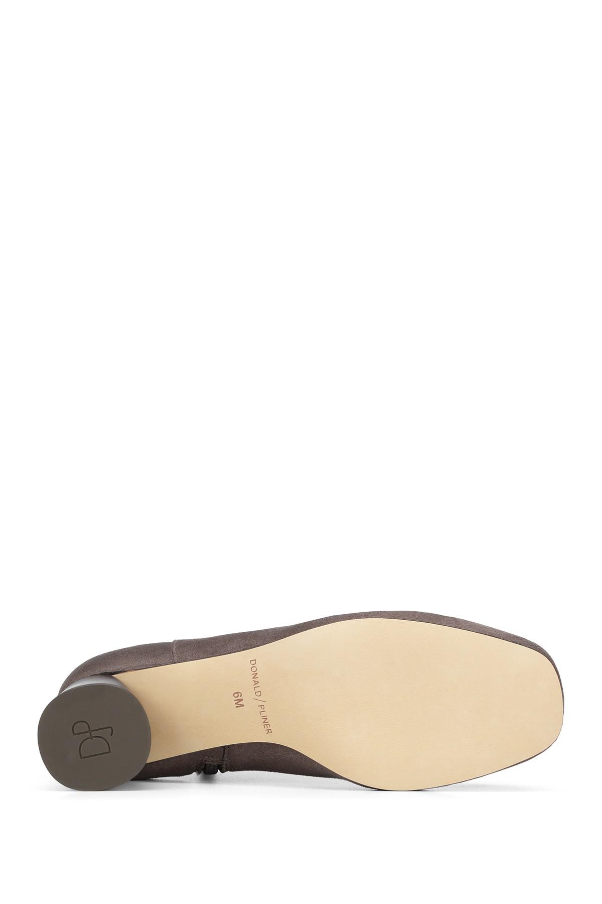 donald pliner cazzie block heel bootie