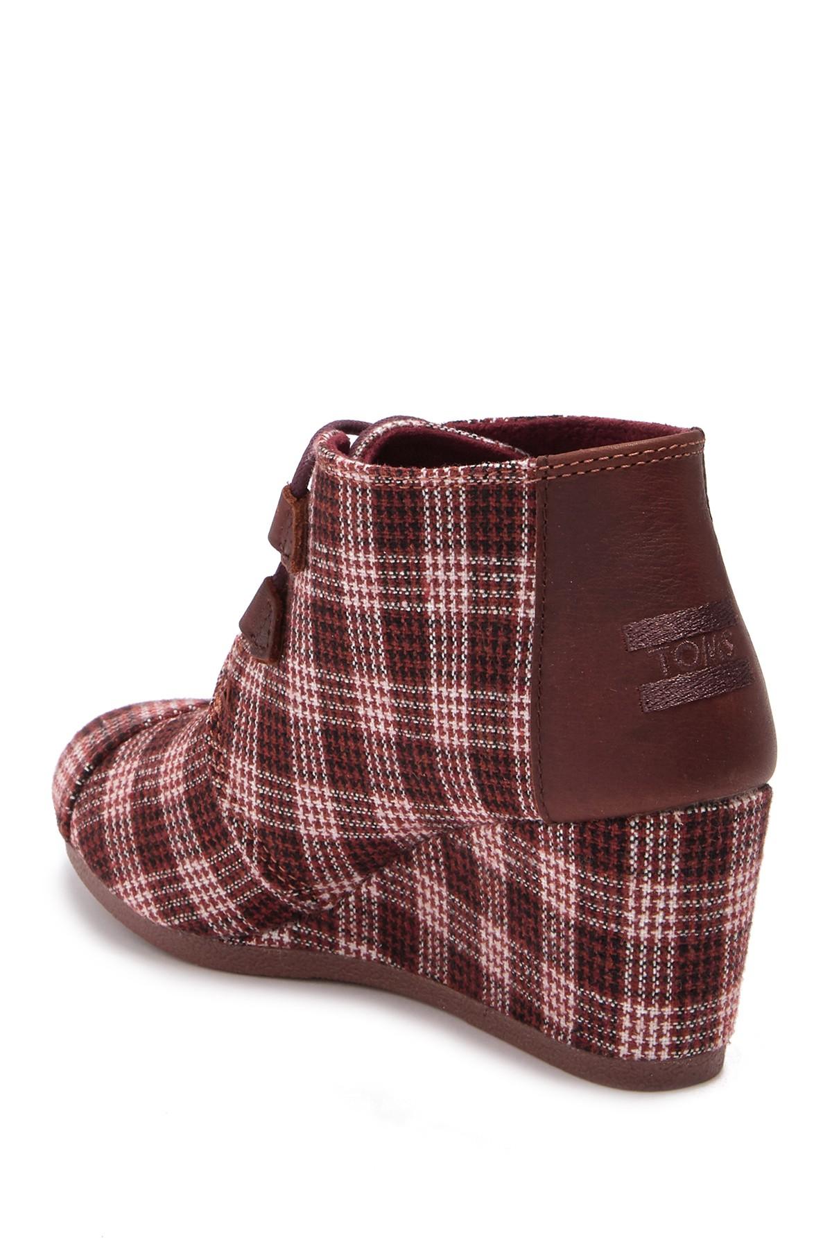 toms plaid boots