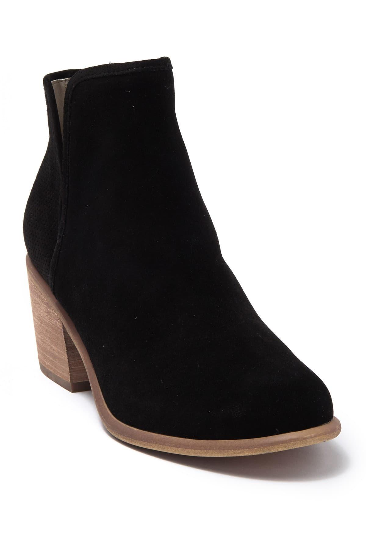 barris block heel bootie