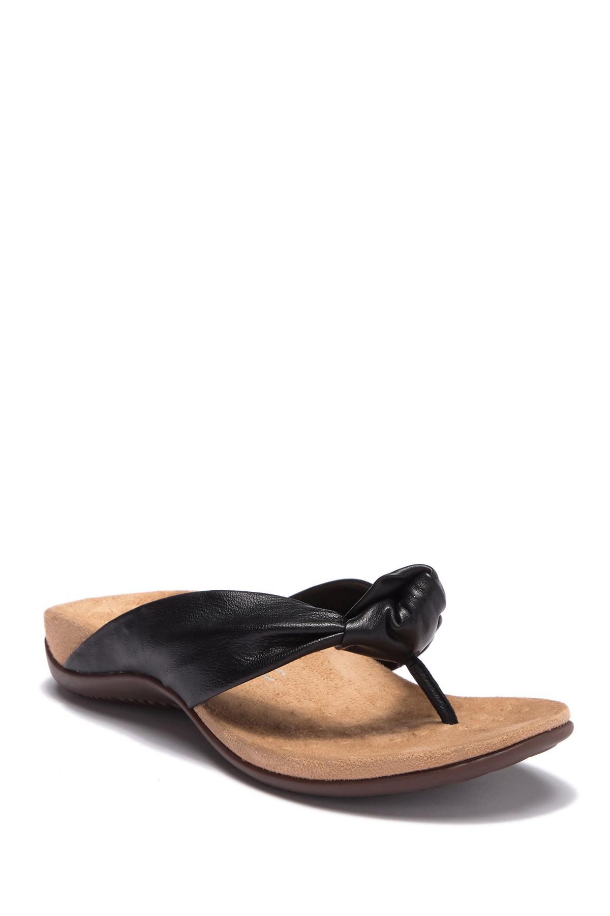 vionic wide sandals