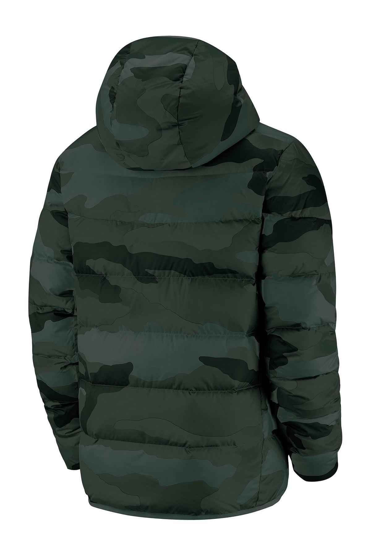 Nike Synthetic Windrunner Camo Print Down Fill Hooded Puffer Jacket in  Green for Men - Lyst