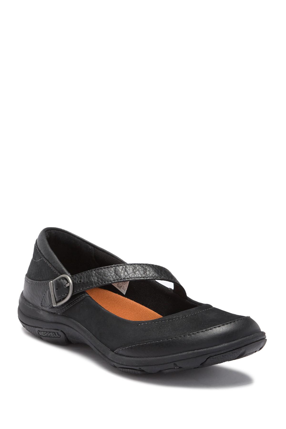 Merrell Dassie Jane Shoes in Black | Lyst