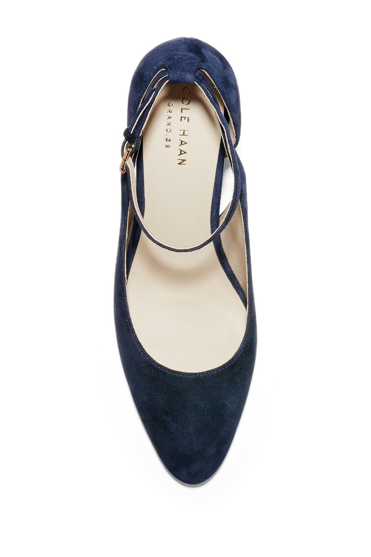 lacey cutout wedge pump