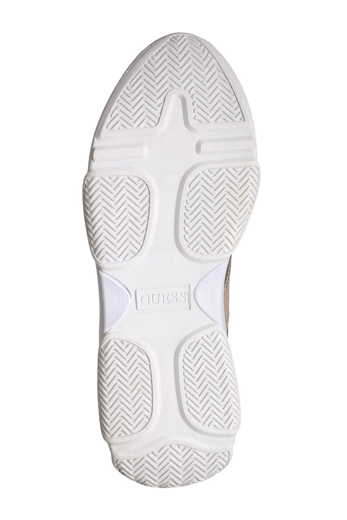 guess seeing 3 sneaker