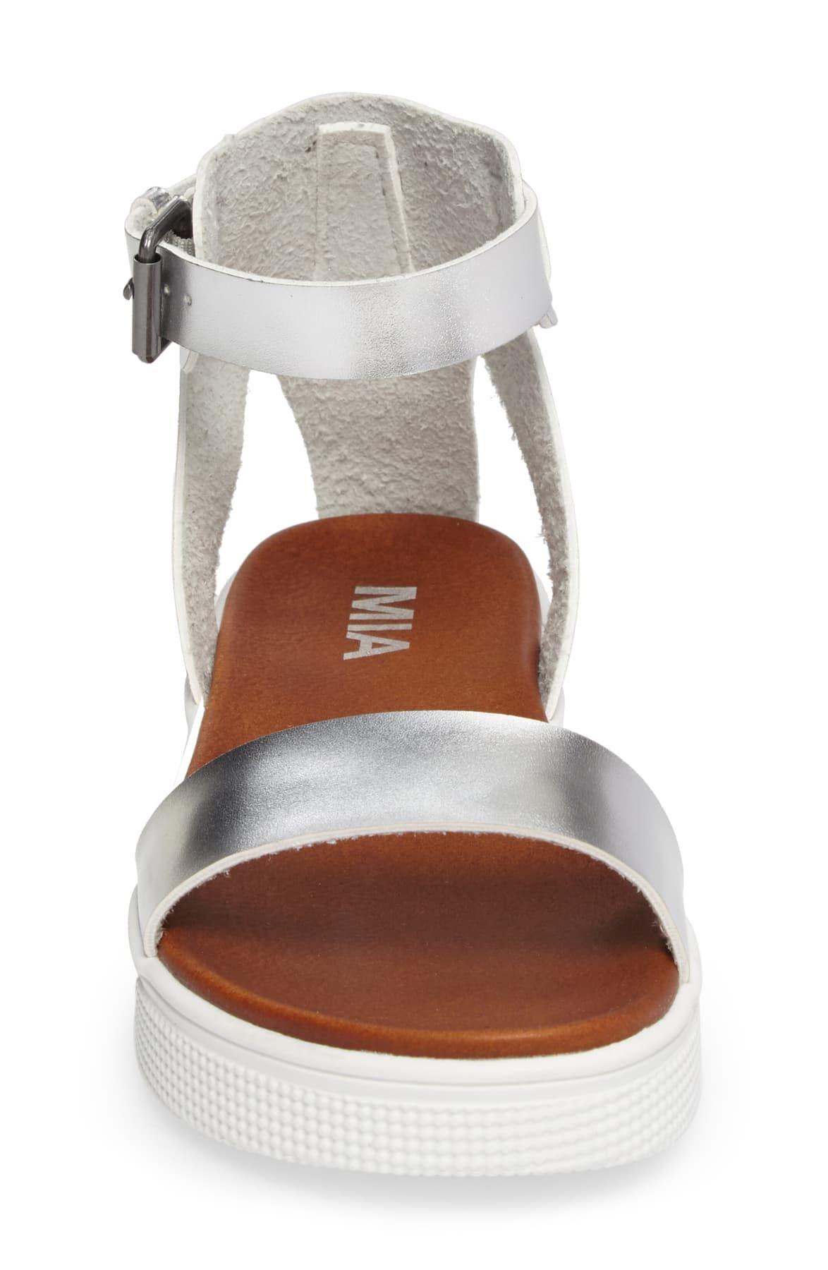 mia ellen platform sandal silver