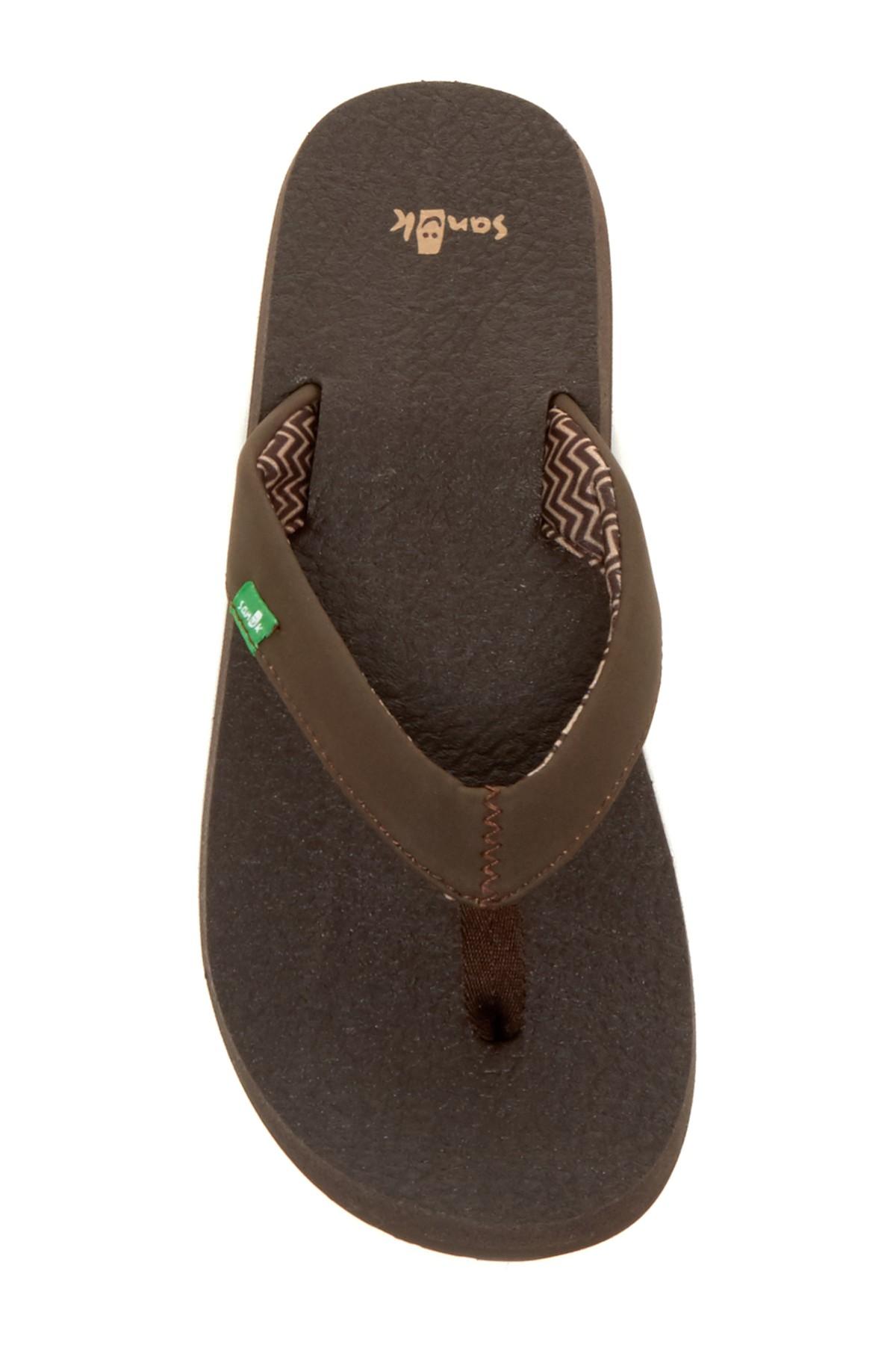 nordstrom rack sanuk