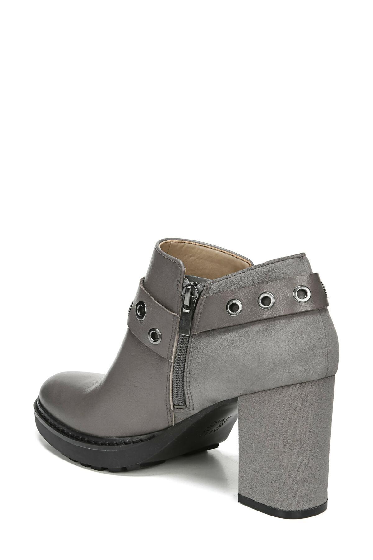 naturalizer cassia booties