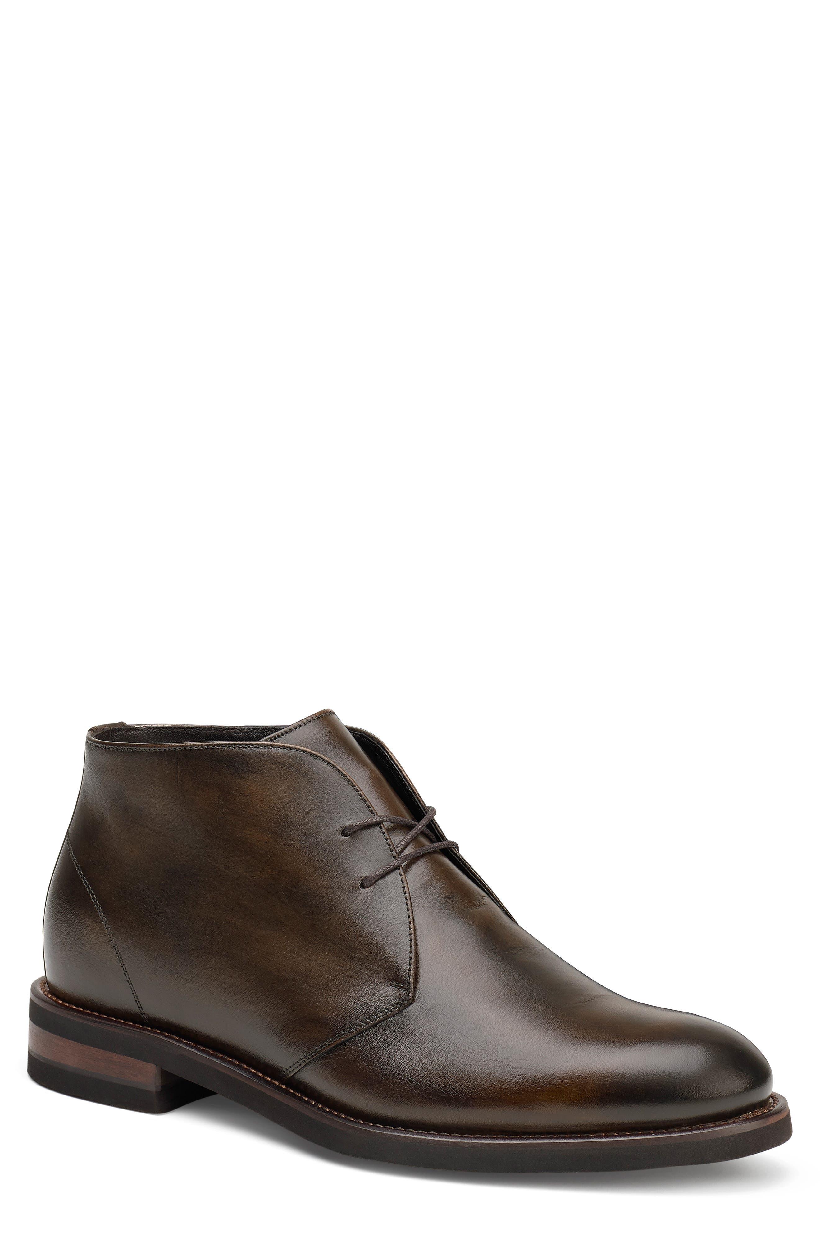 trask chukka boots