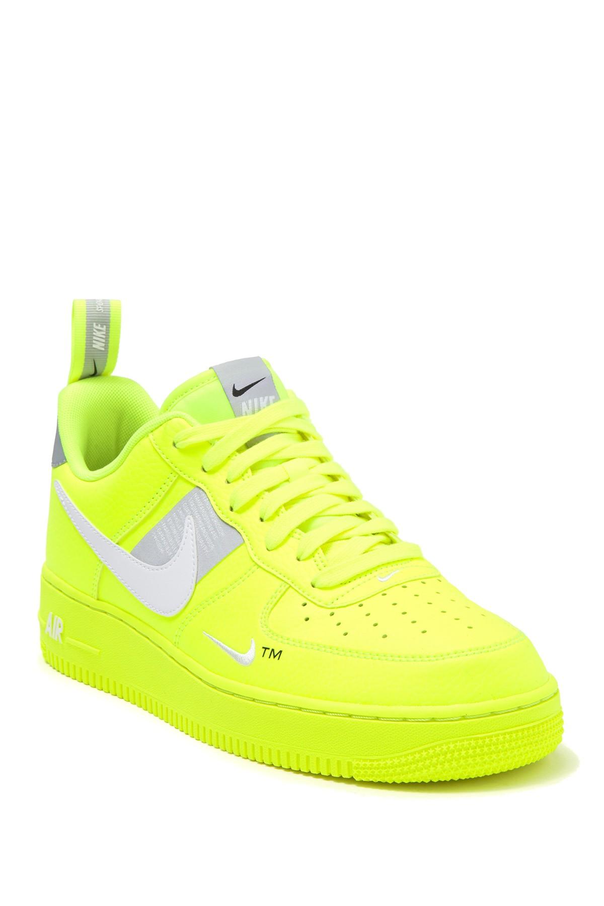 yellow air force 1 07 lv8 utility trainers