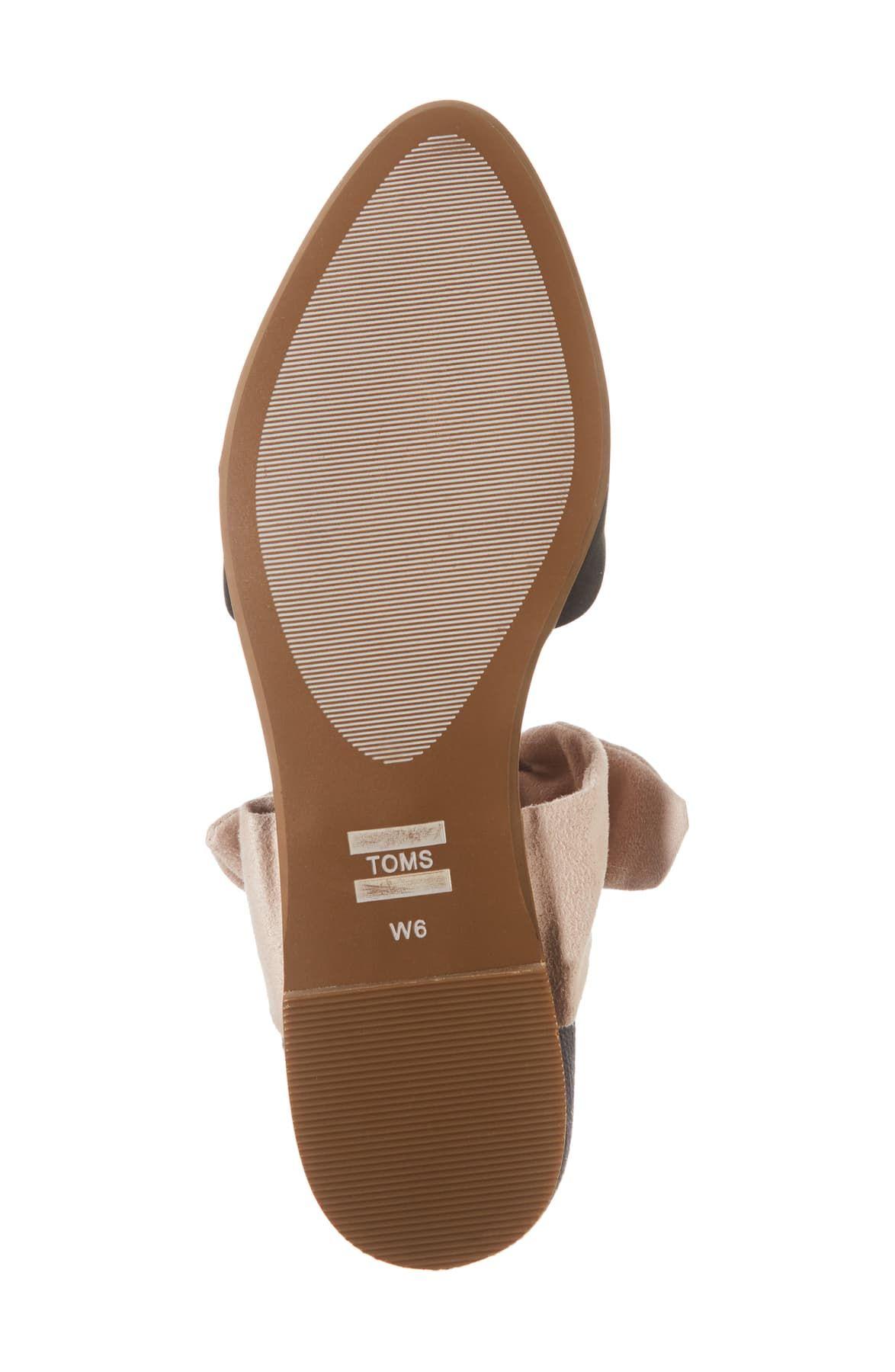 toms black leather rose bow