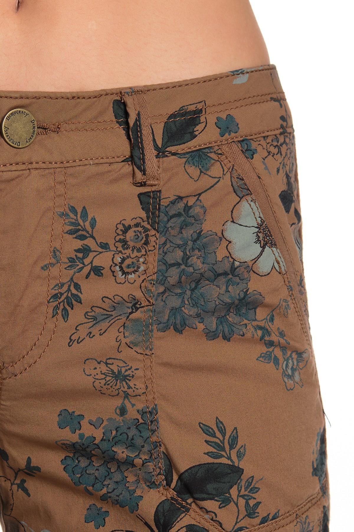 Democracy Cotton Floral Convertible Utility Cropped Capris - Lyst