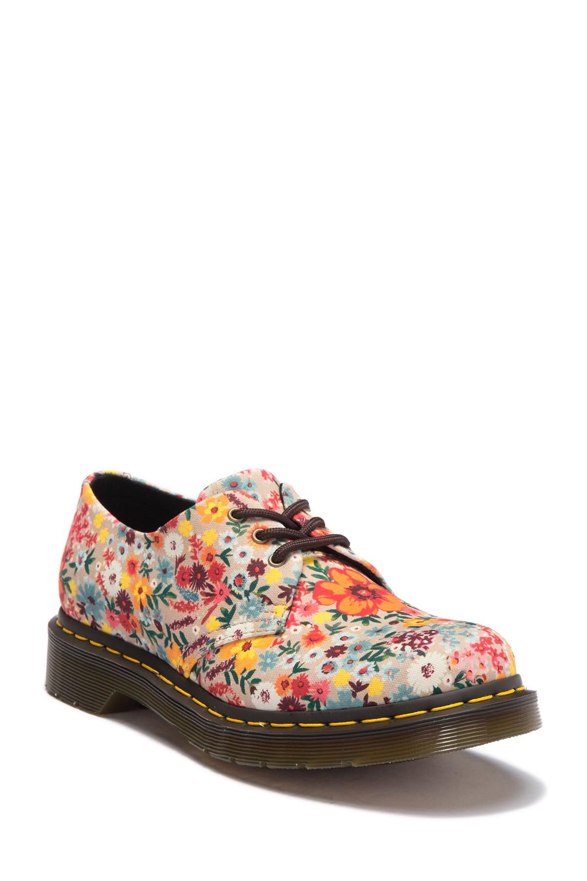 dr martens wanderlust 1461