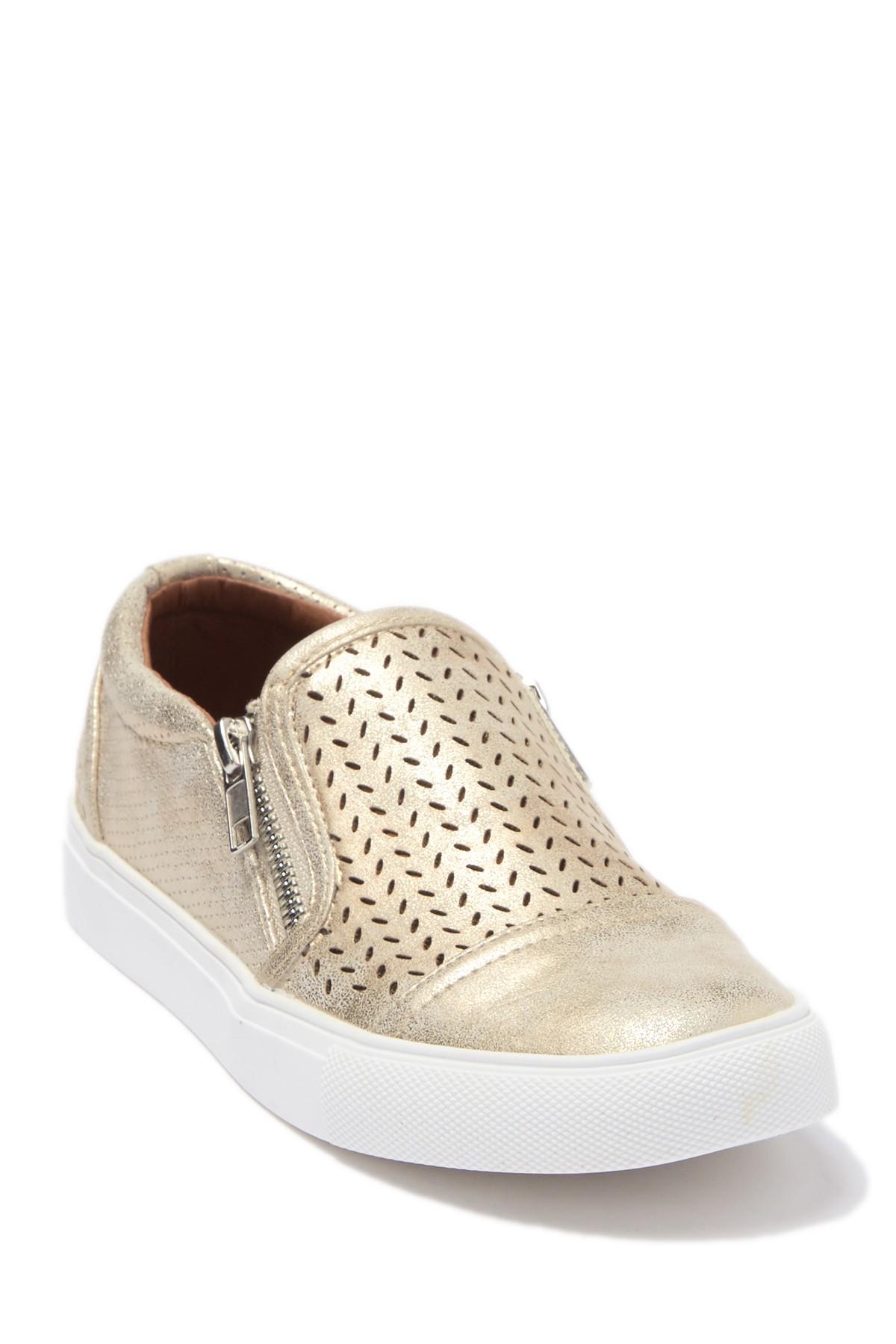 report alexa perforated zip sneaker