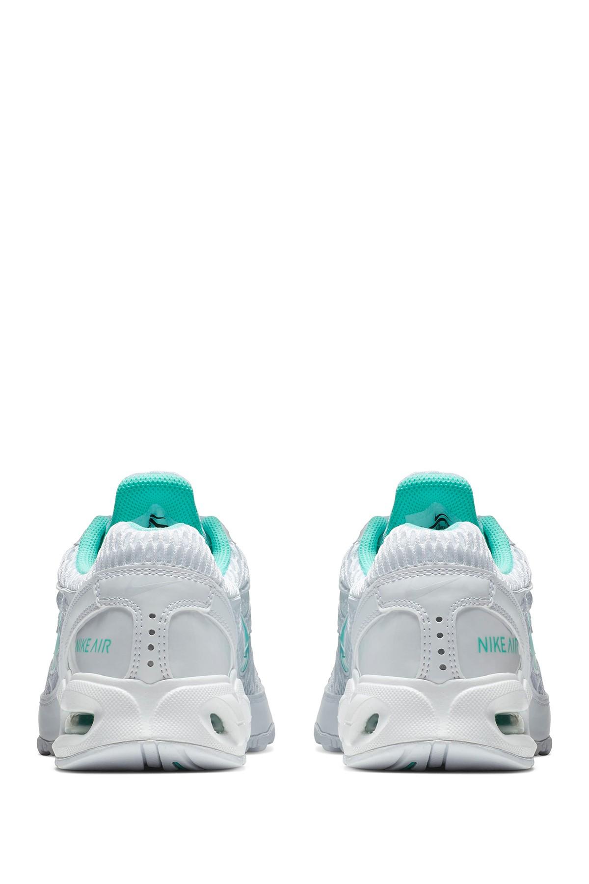 white nike torch 4