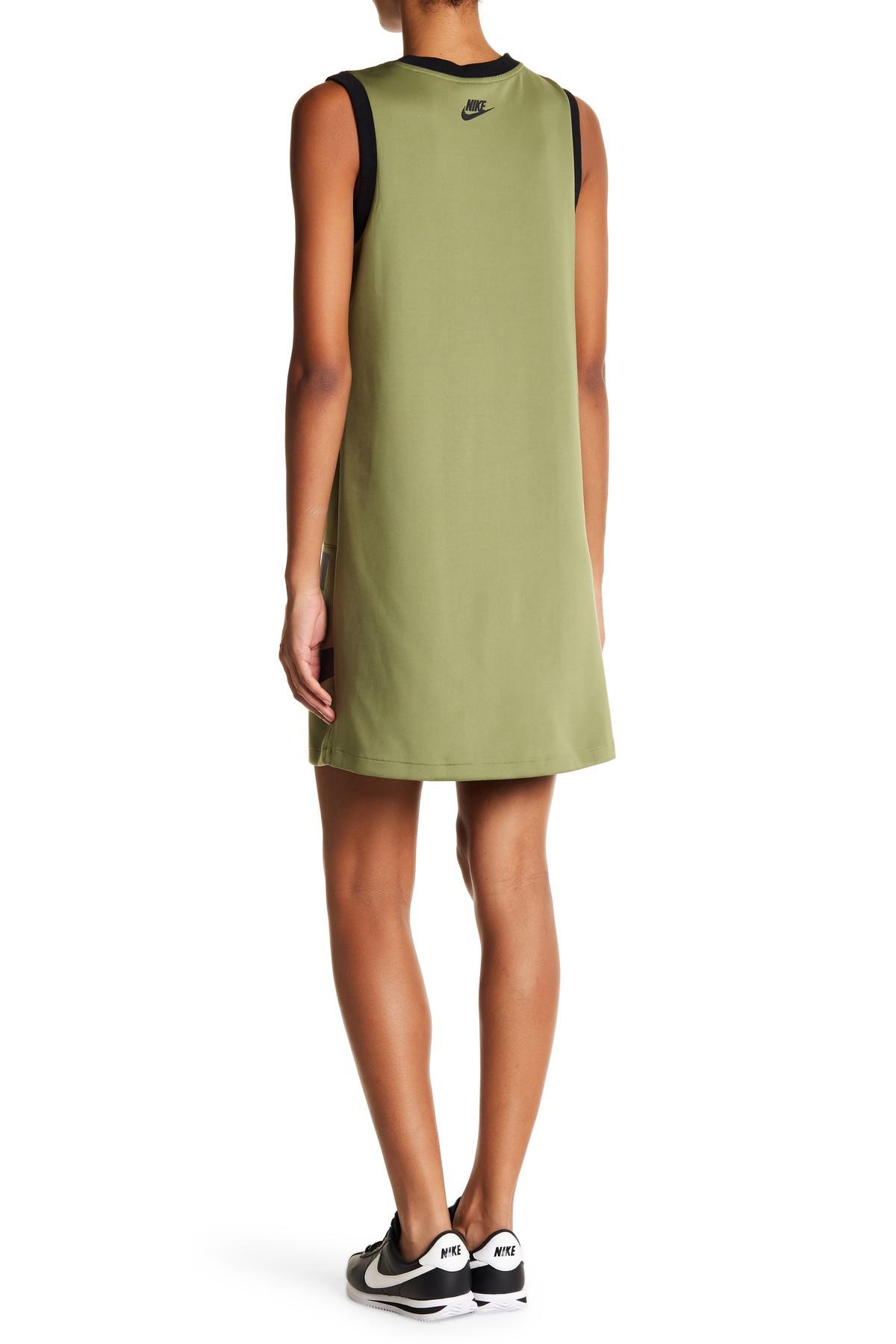 nike irreverent dress