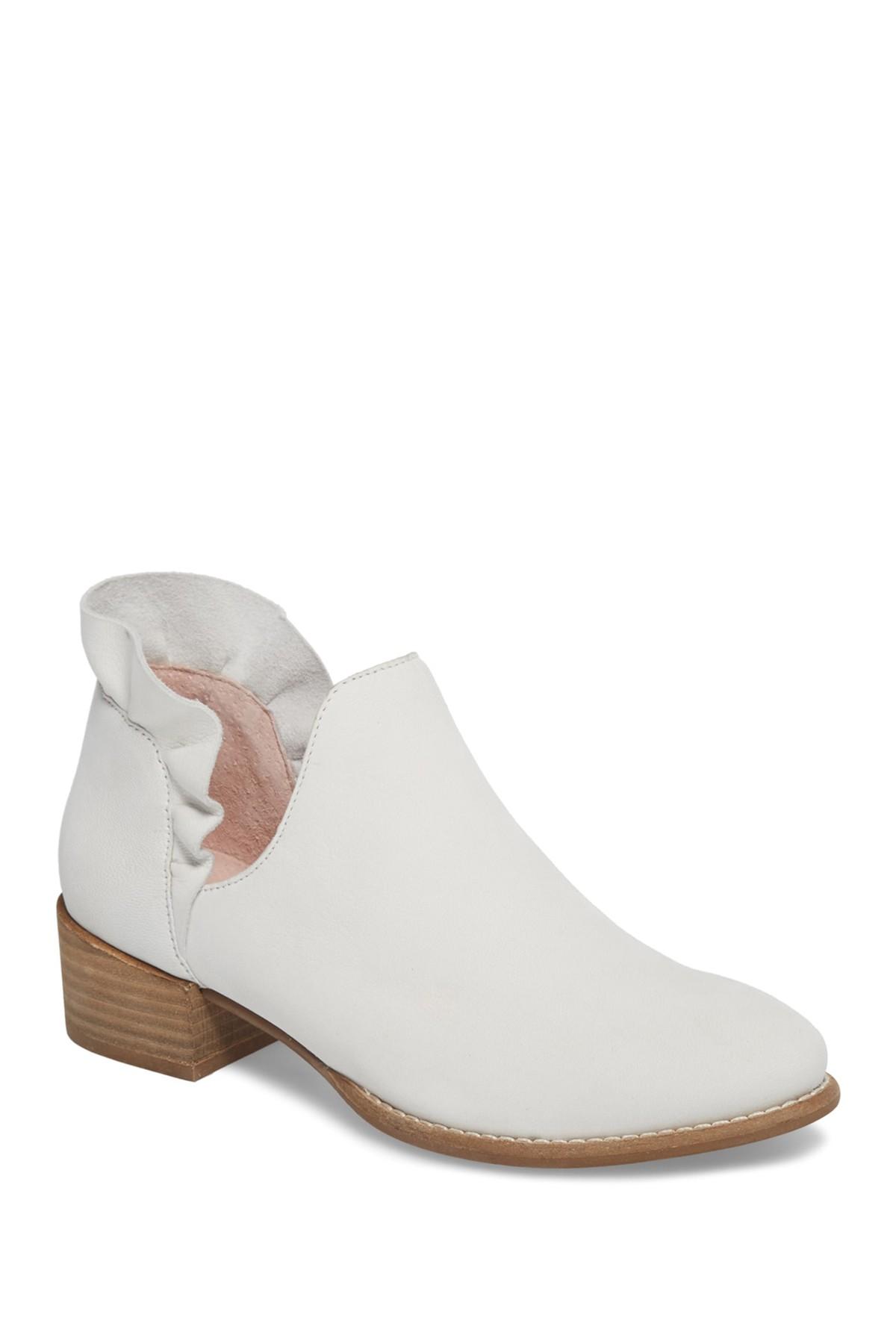 Seychelles Renowned Ruffle Bootie in 