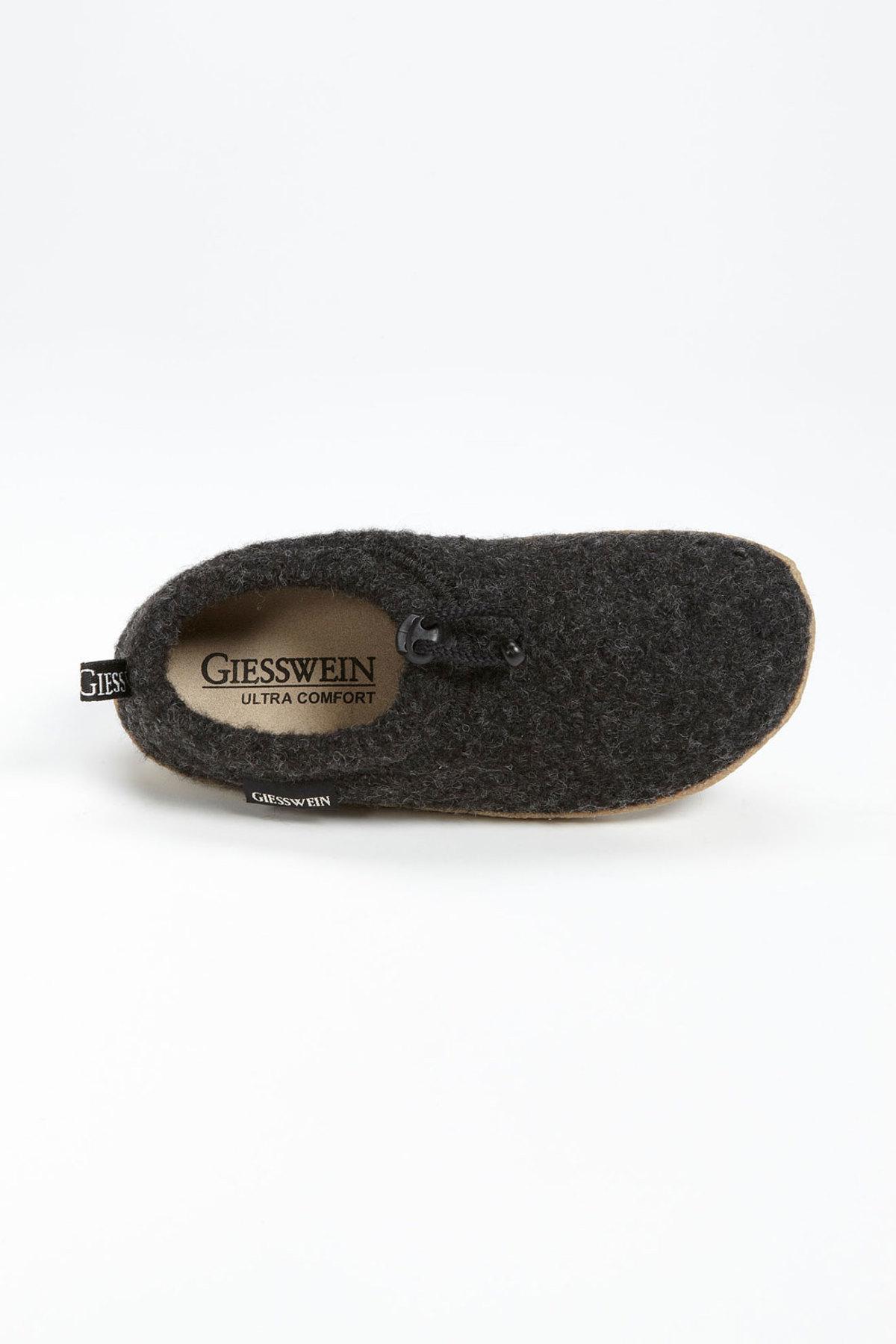 the giesswein vent lodge slipper