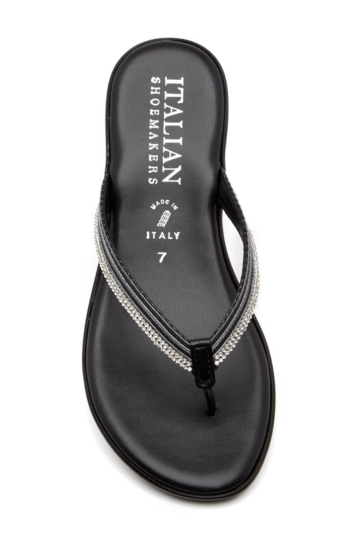 Italian Shoemakers Keely Wedge Thong Sandal in Black | Lyst
