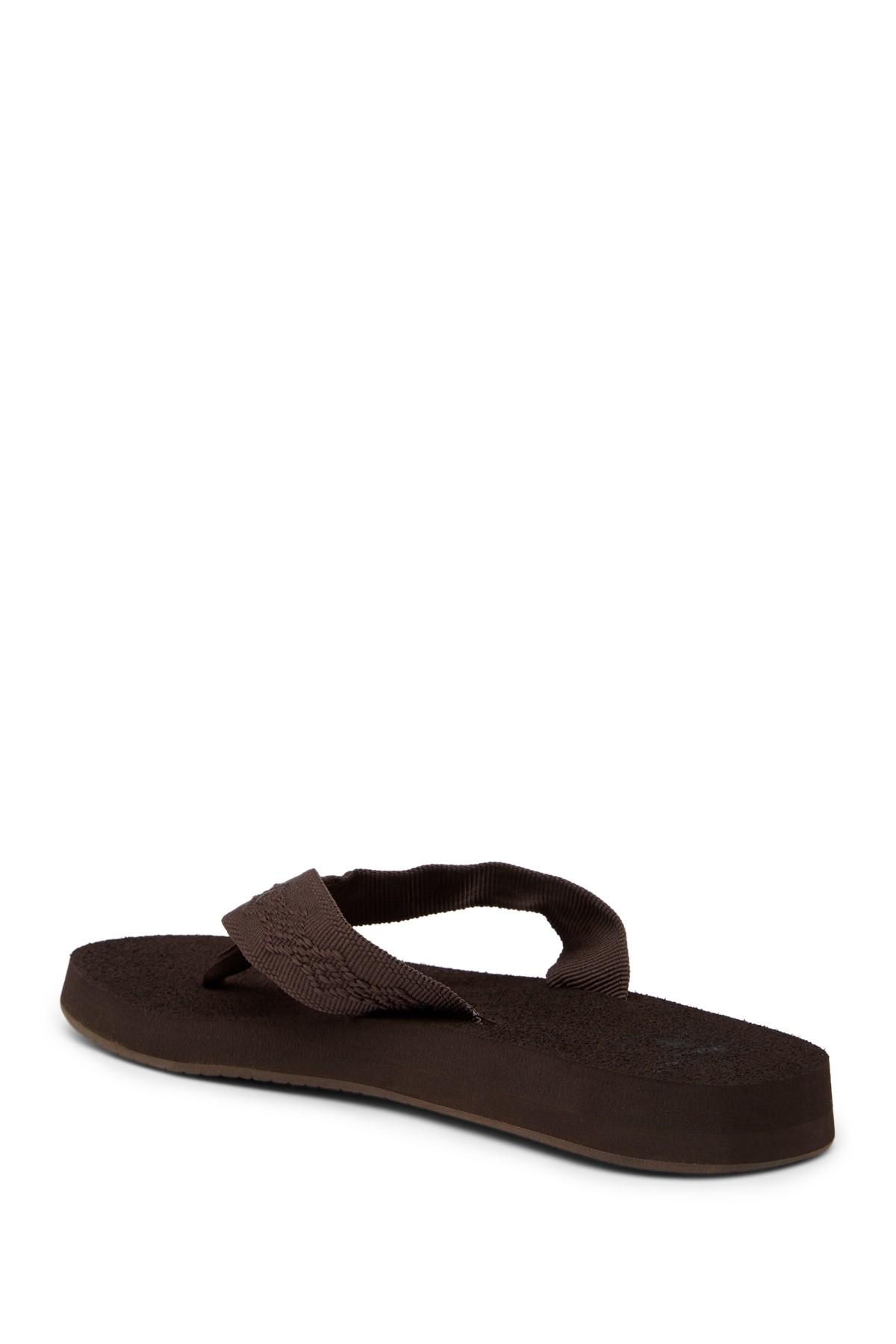 Reef Sandy Flip Flop (women) in Brown Lyst