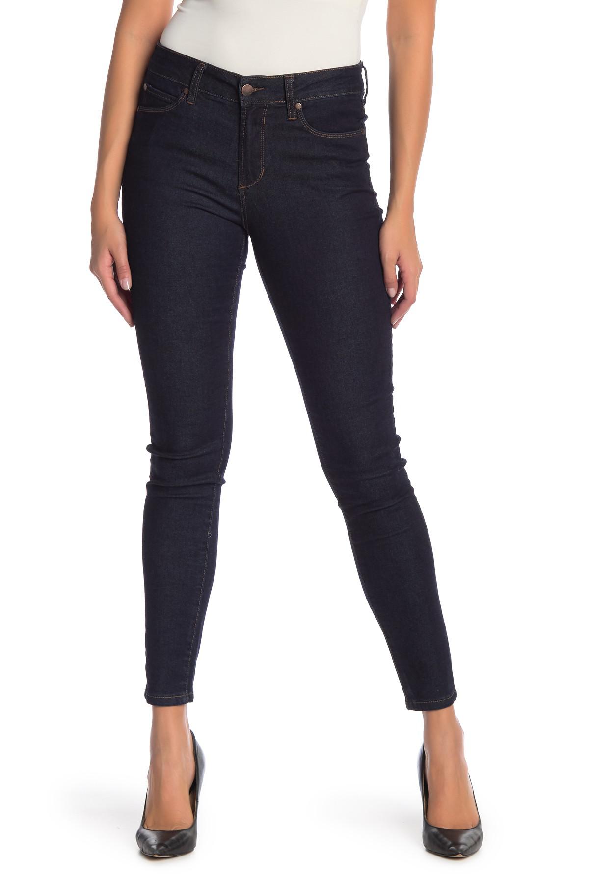 tahari classic skinny jeans