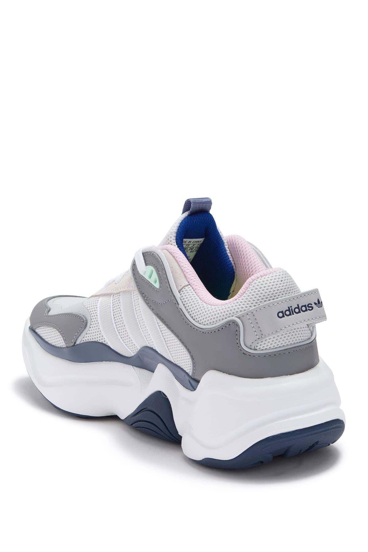 adidas abyss knit running sneakers