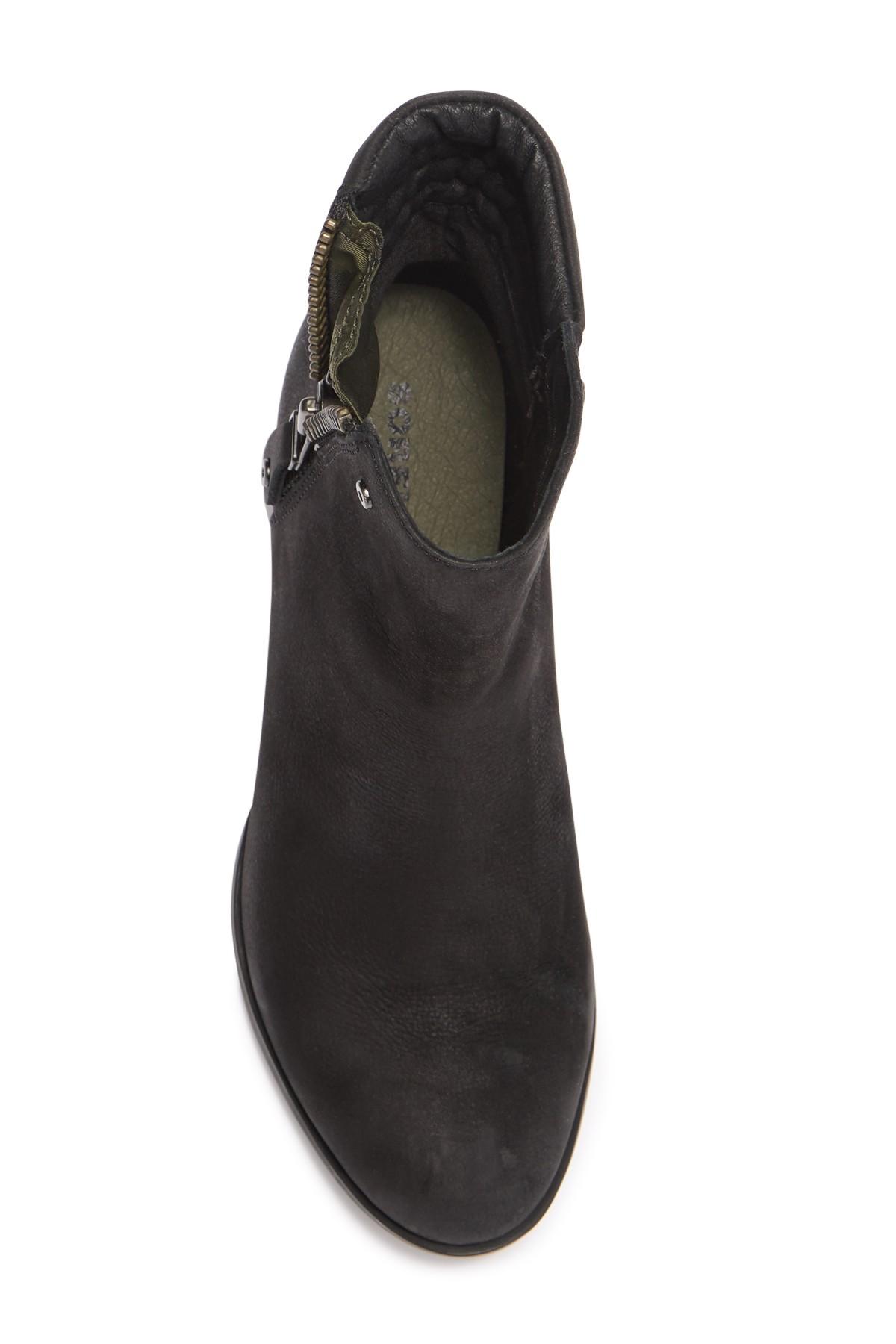 sorel danica waterproof bootie