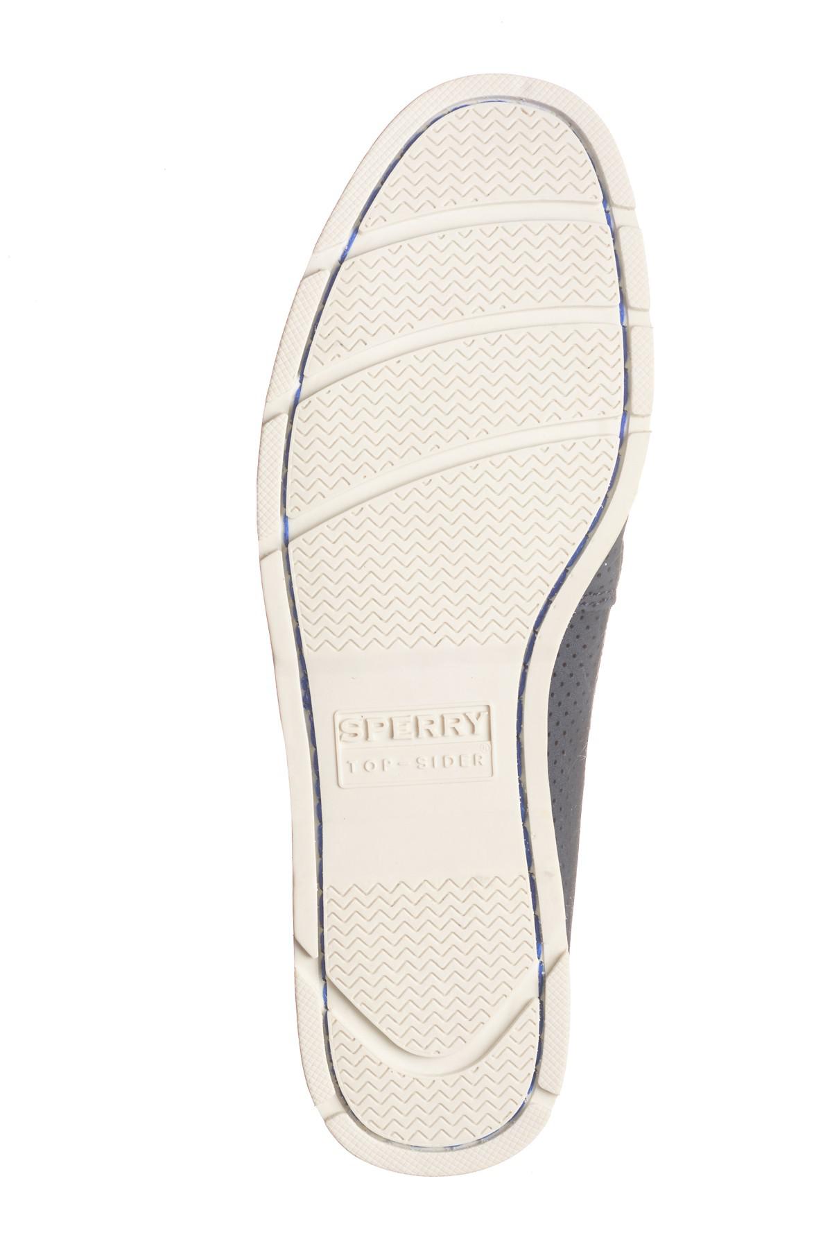 sperry leeward perforated