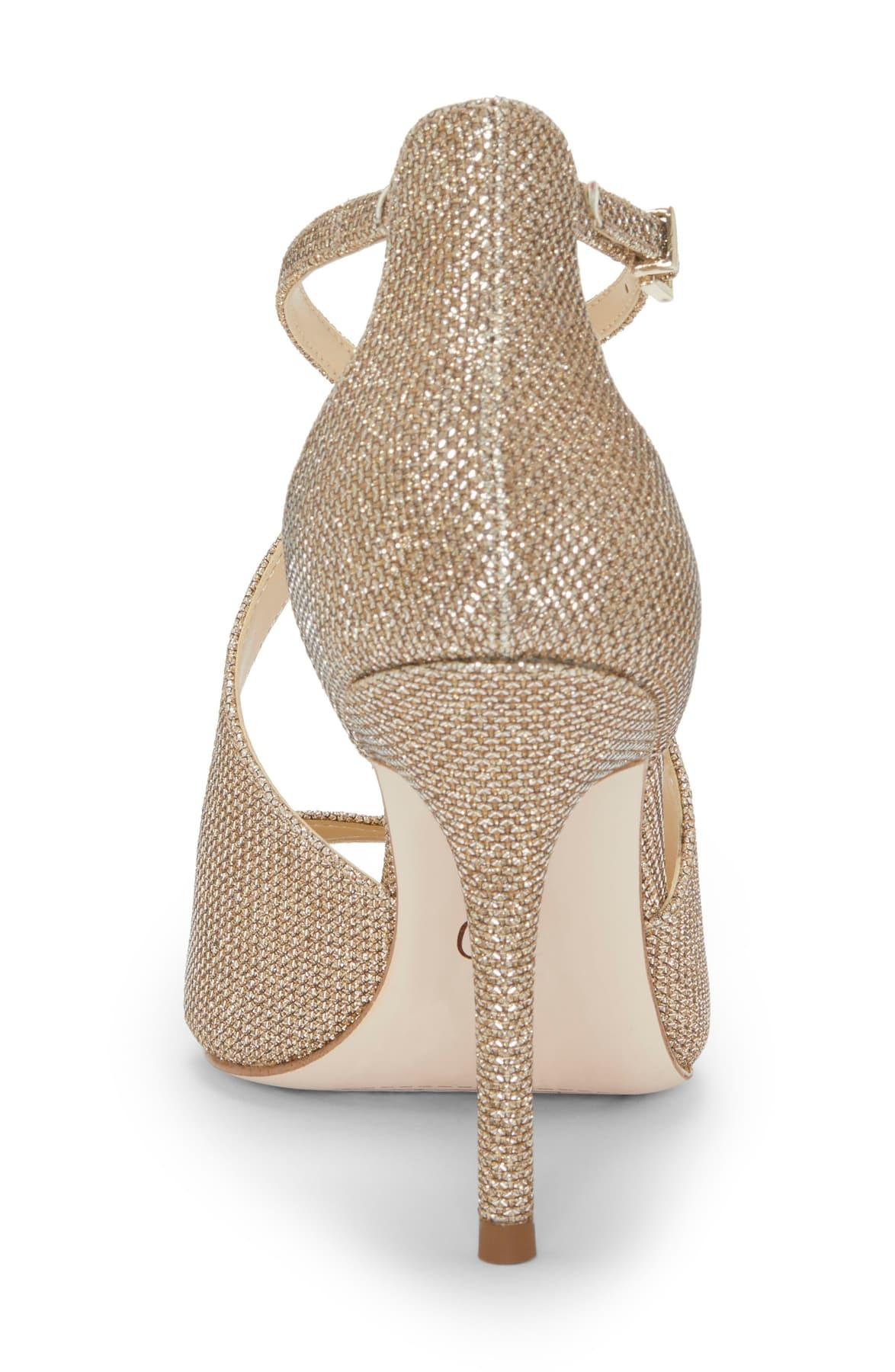 Jessica Simpson Avery Sandal in Gold 