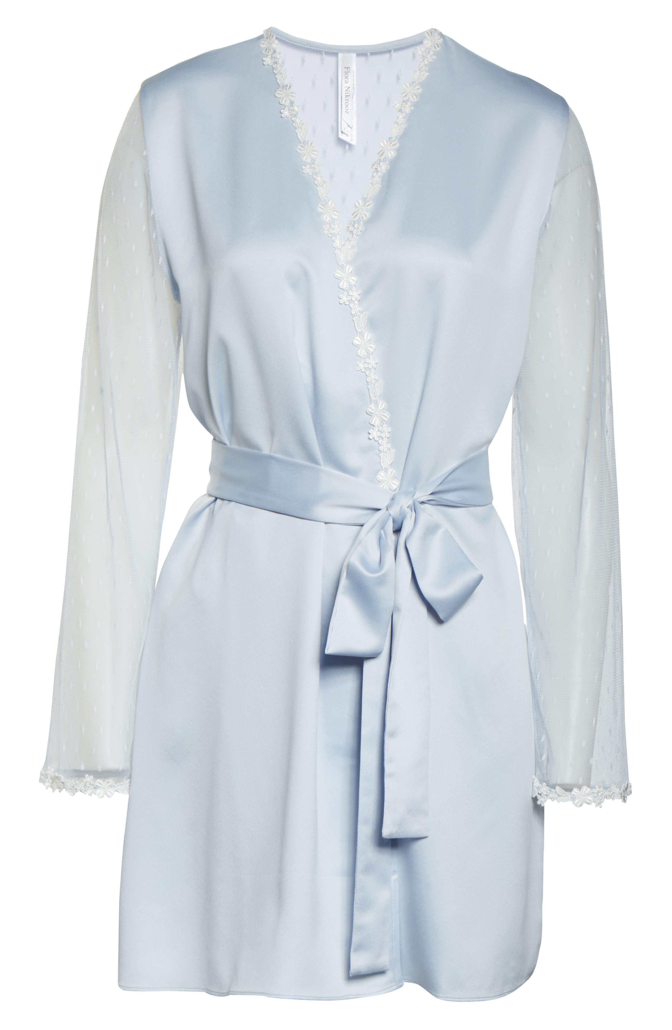 Flora Nikrooz Showstopper Robe in Blue Lyst