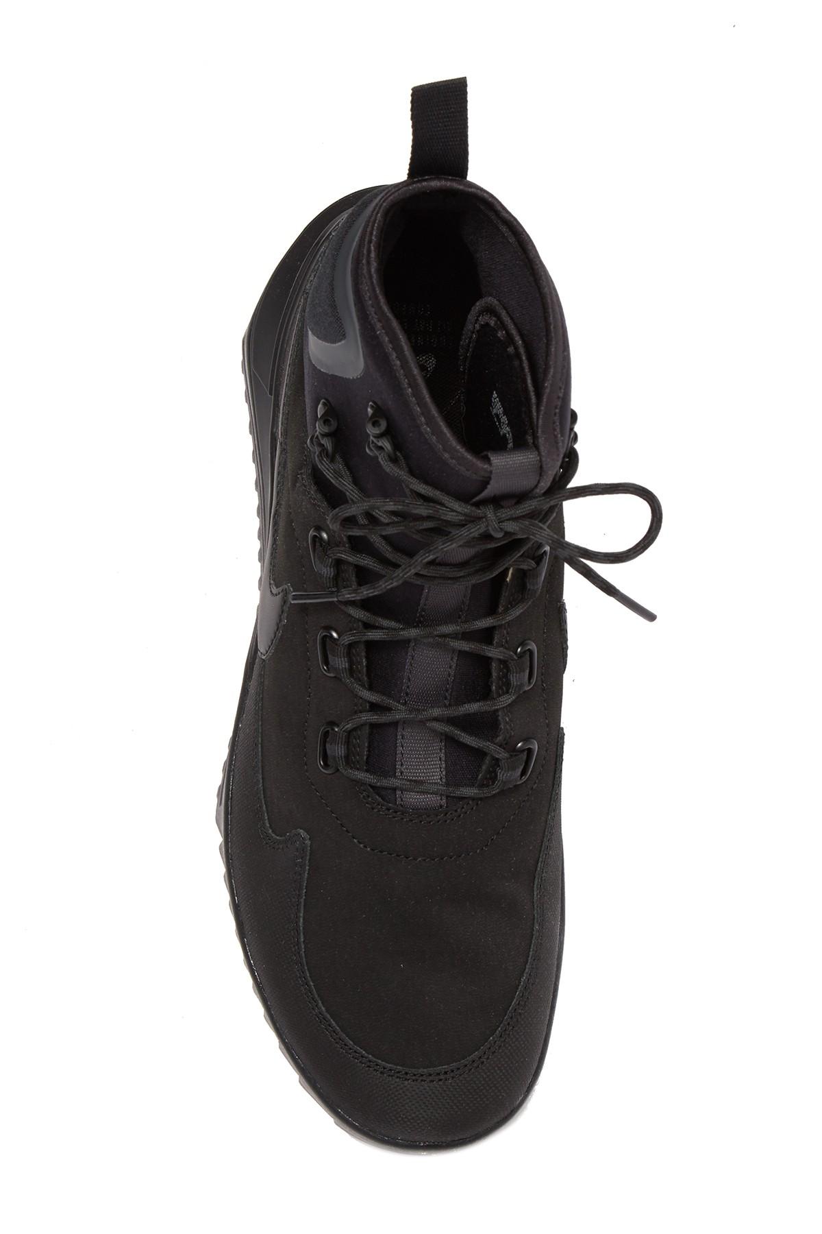 air wild mid sneaker