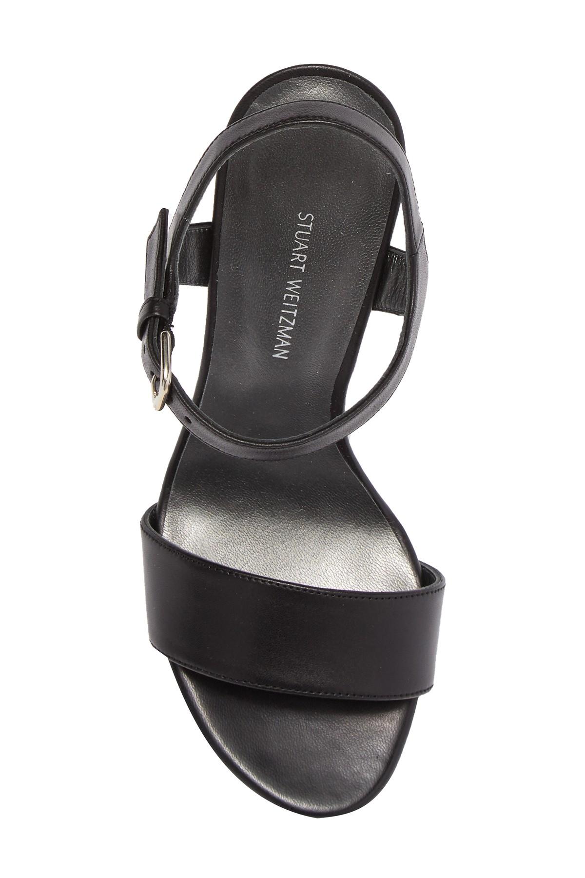 stuart weitzman wide width