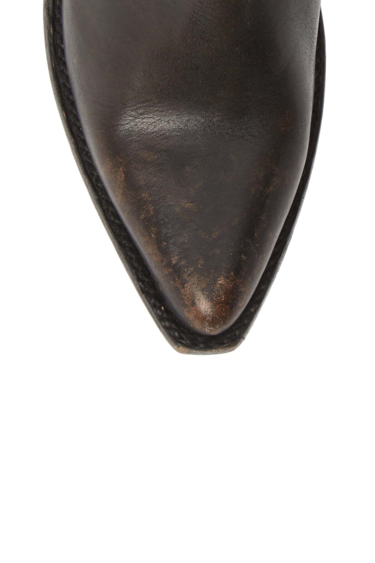 frye sacha studded chelsea boot