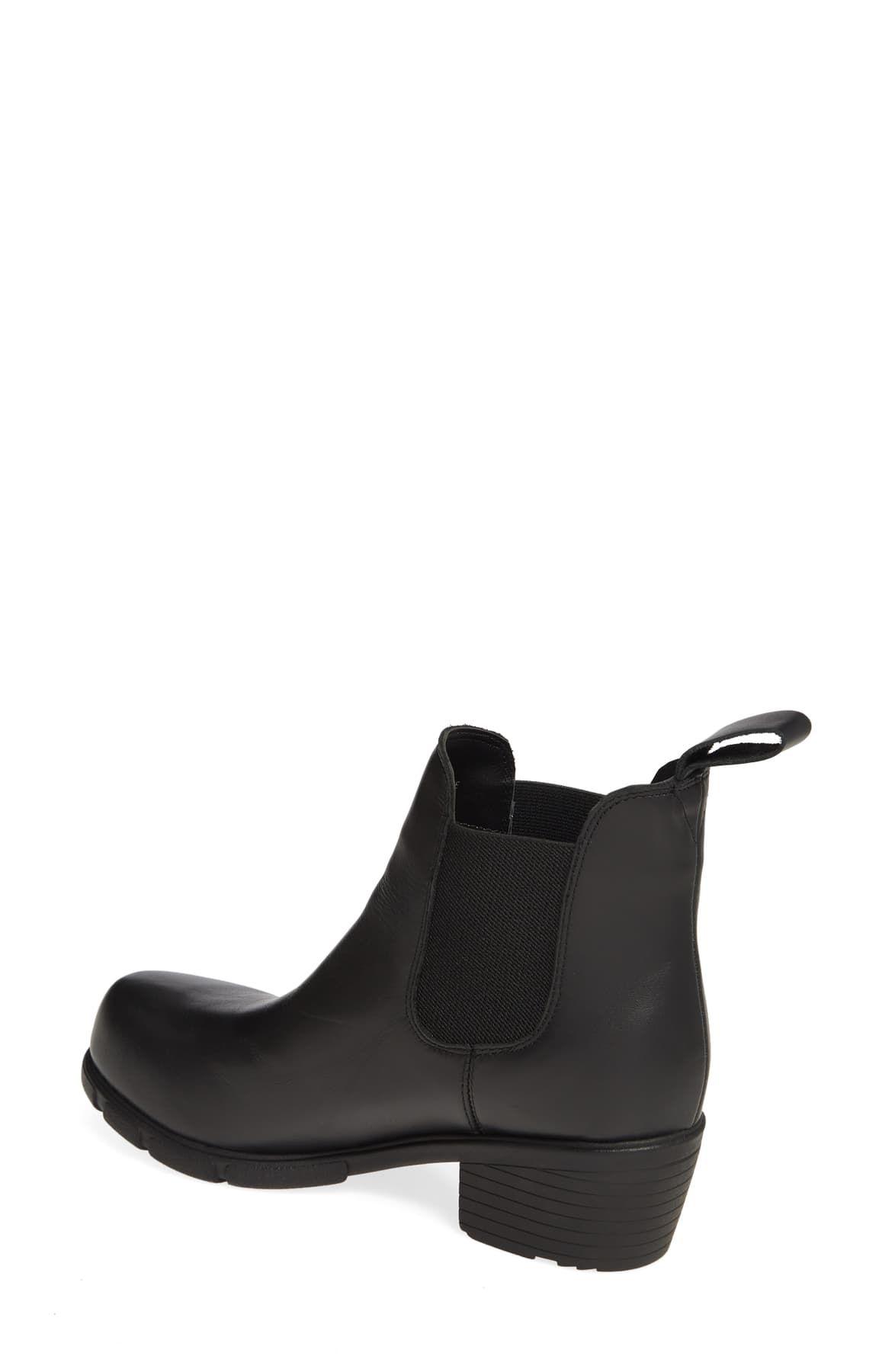 steve madden waterproof