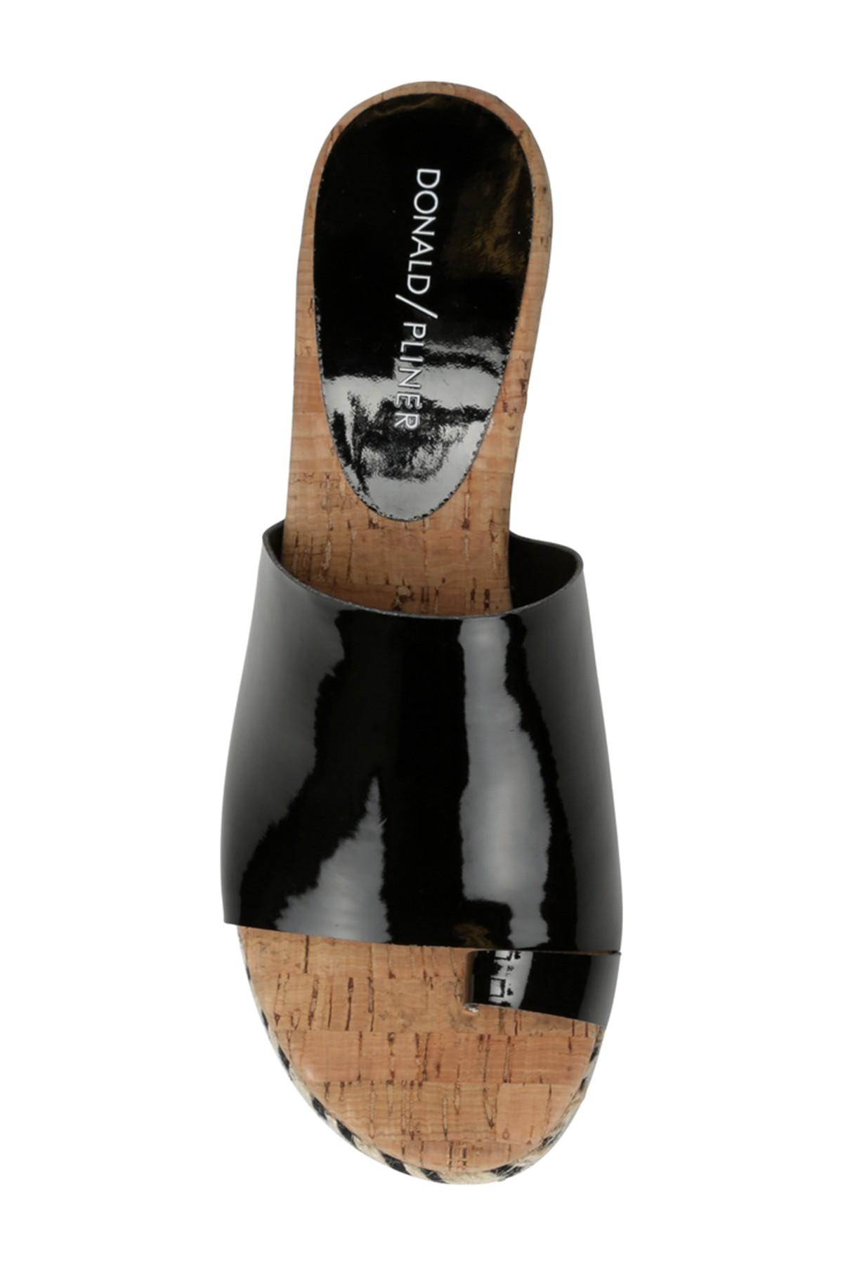 donald pliner janet wedge