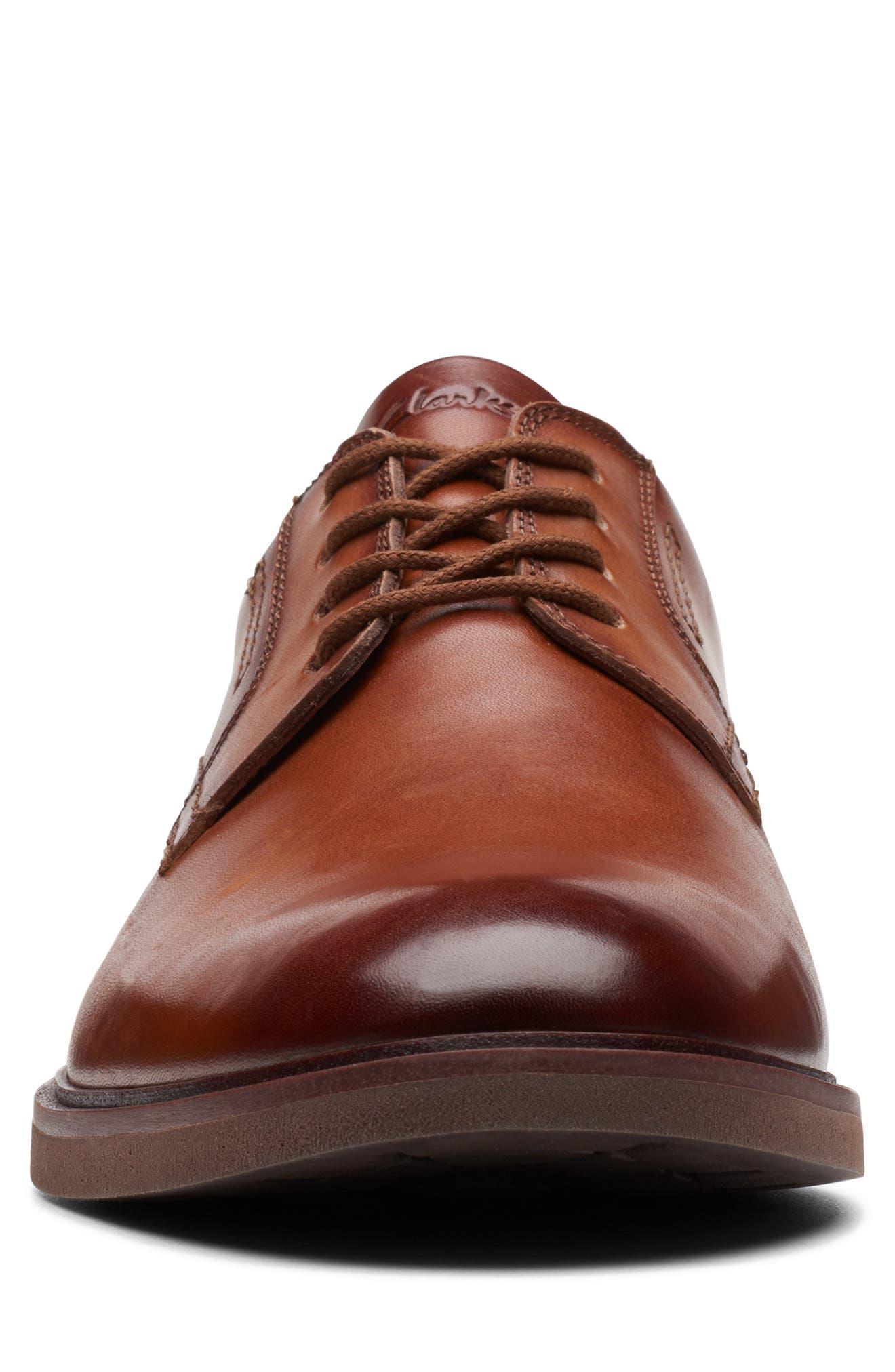 clarkdale hill dark tan leather
