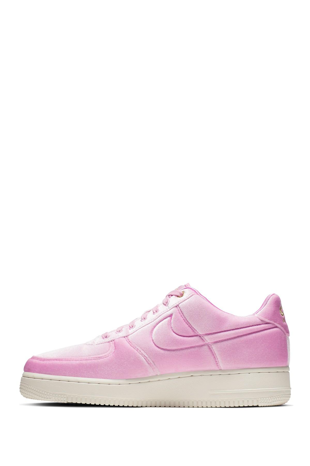 druk Besmetten voor de helft Nike Air Force 1 '07 Premium 3 'velour' in Pink for Men | Lyst