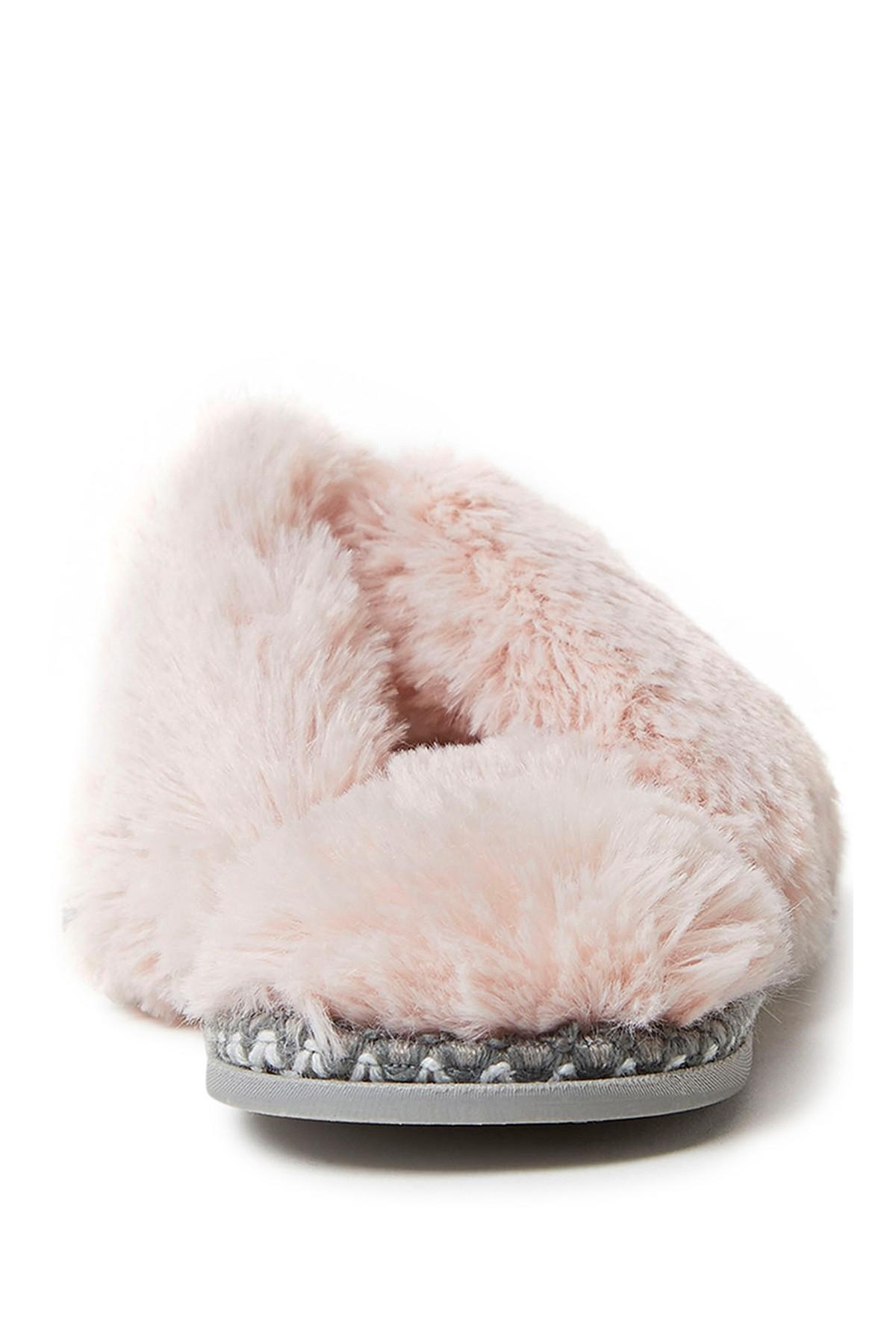 furry thong slippers