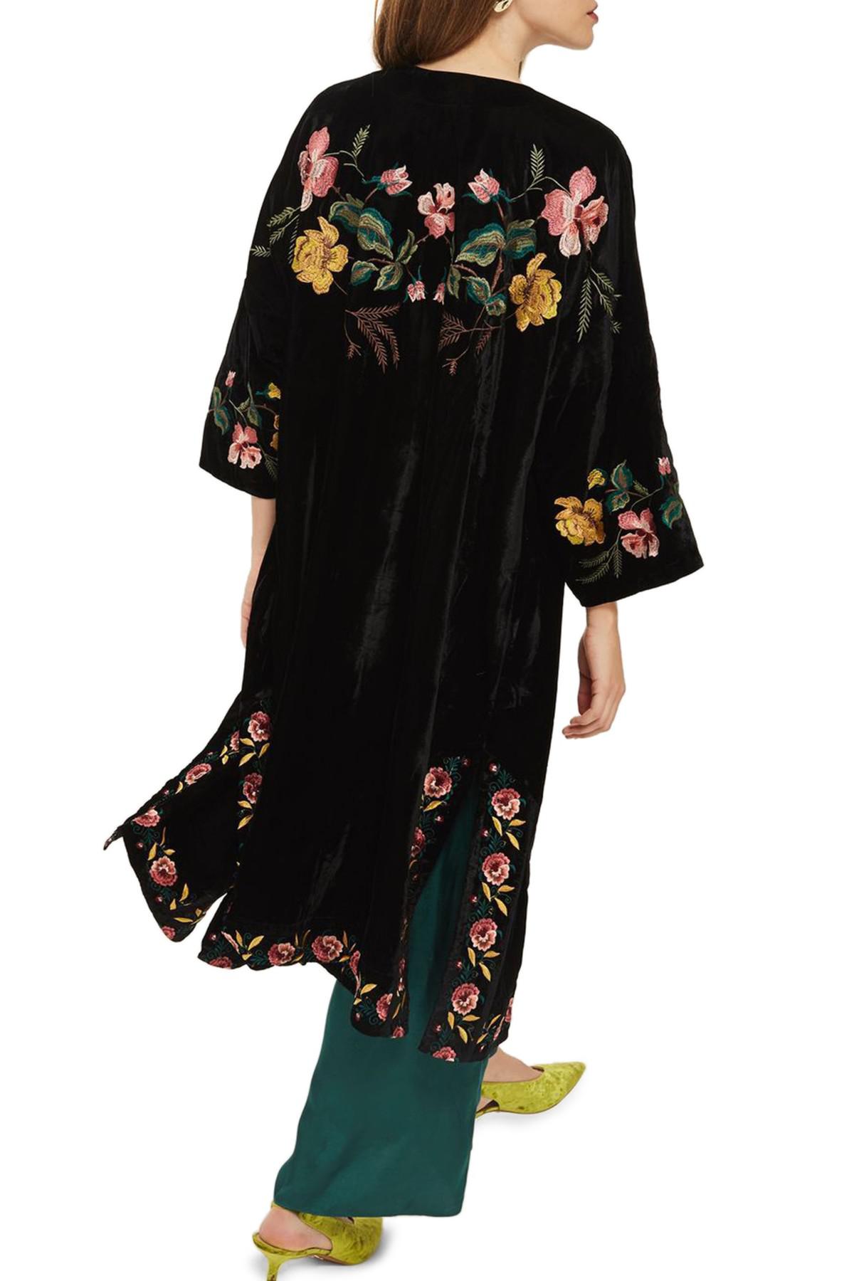 TOPSHOP Floral Embroidered Velvet Kimono in Black - Lyst