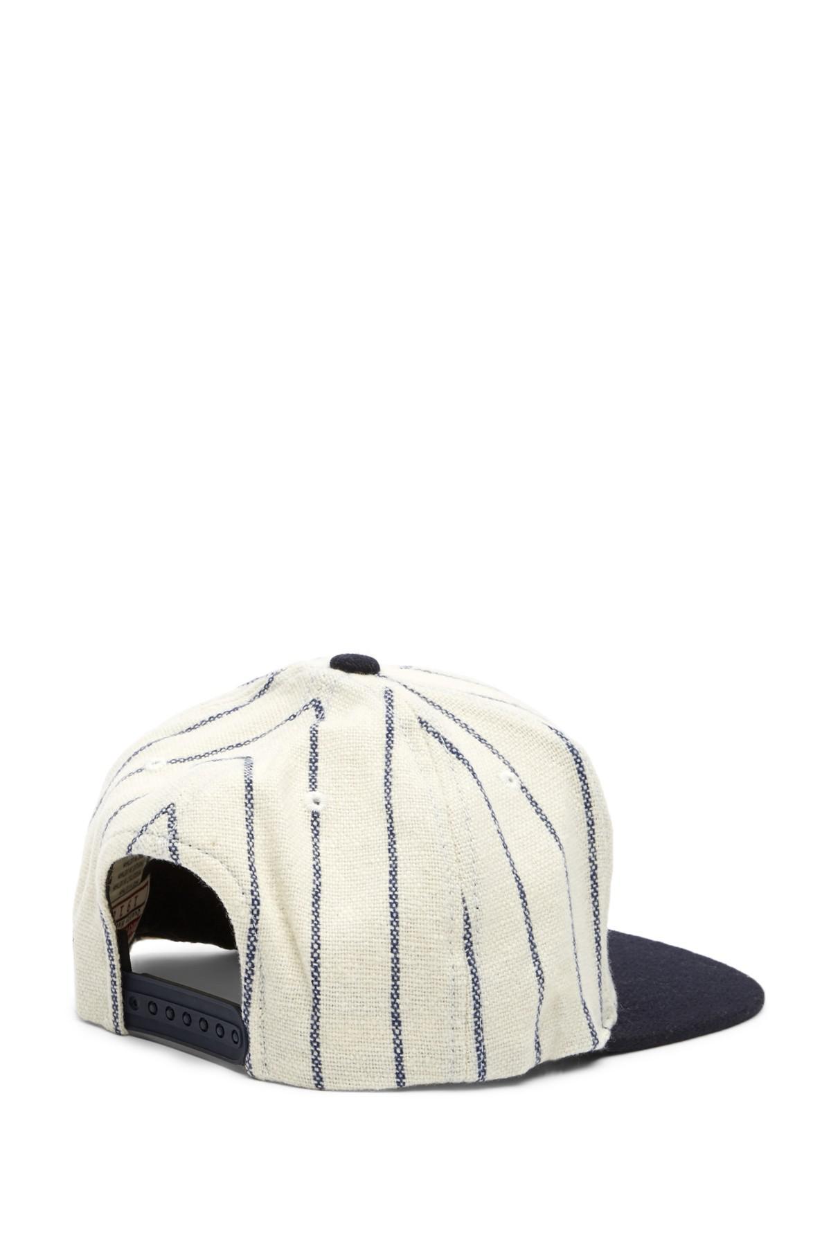 New Era New York Yankees Pinstripe Baseball Hat in Navy, Men's at Urban Outfitters