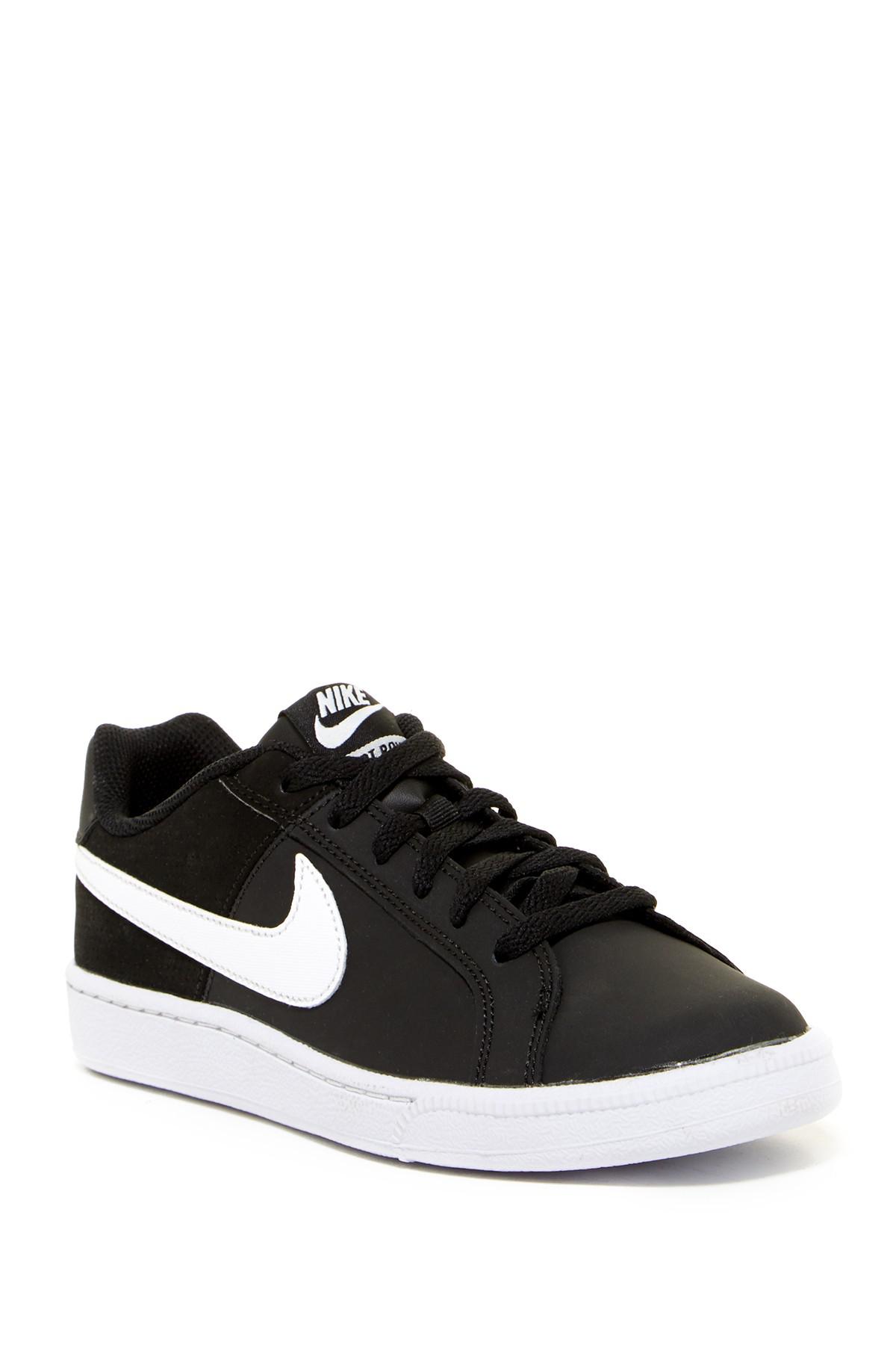 lyst nike corte regale di scarpe da ginnastica in nero lyst nike corte regale di scarpe da ginnastica in nero