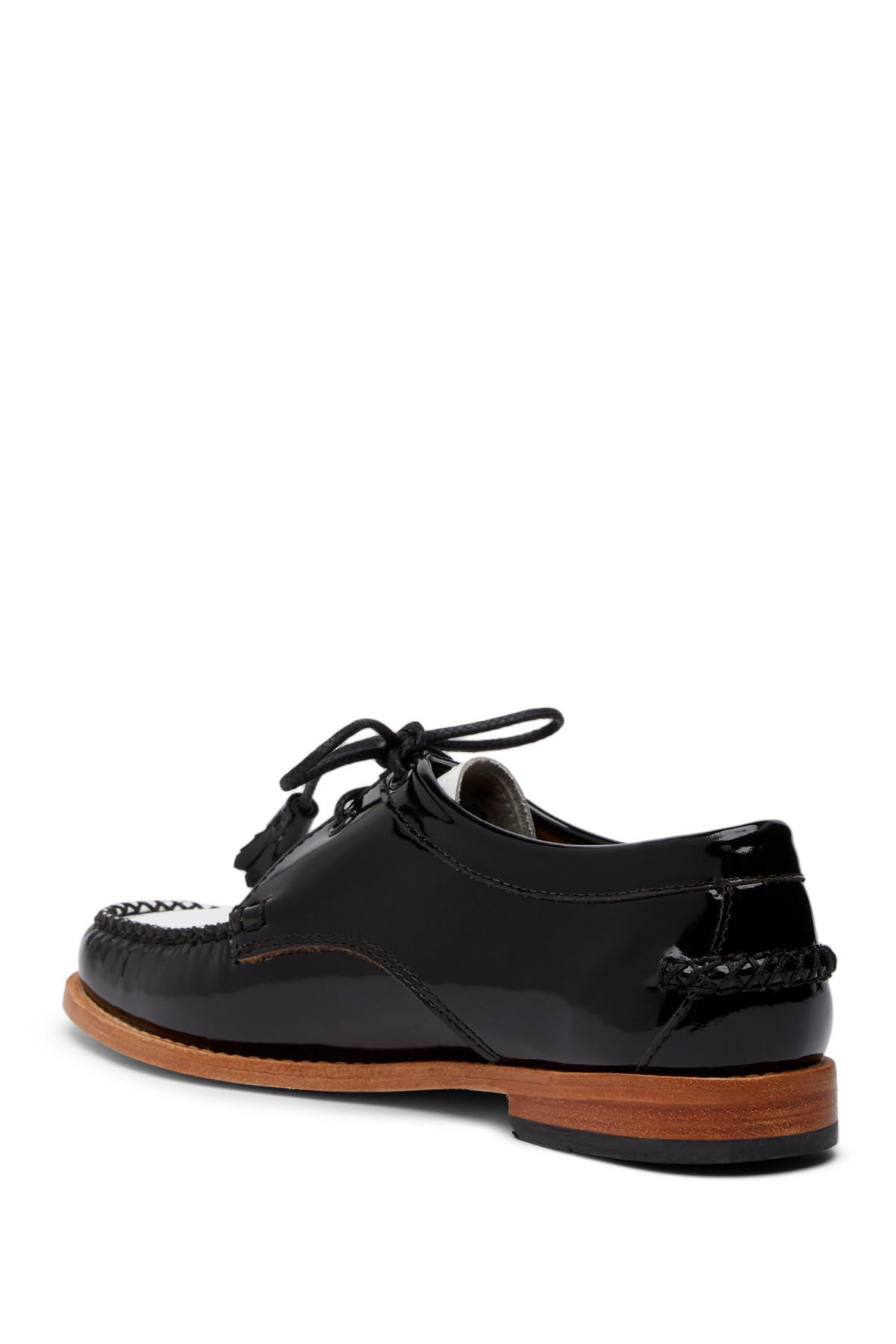 winnie moc toe oxford
