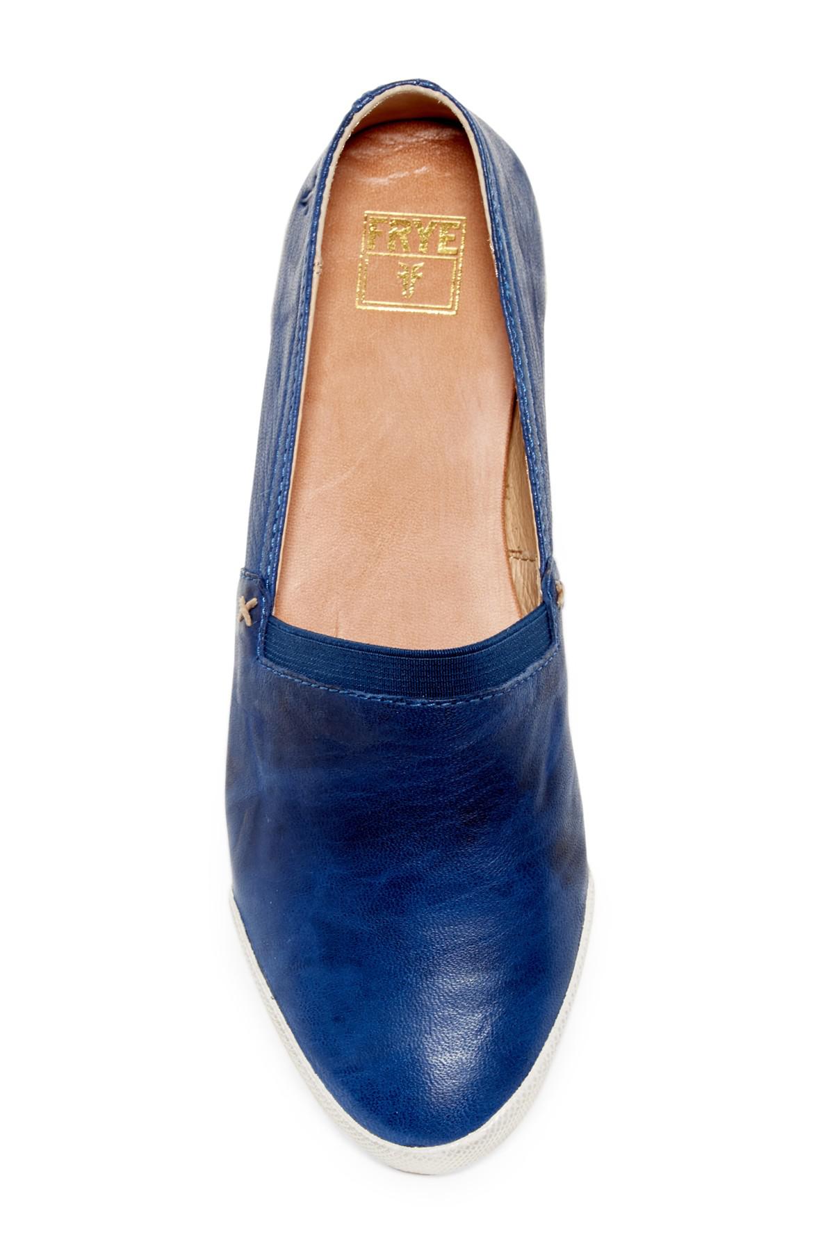 Frye Melanie Slip-on Flat in Blue - Lyst