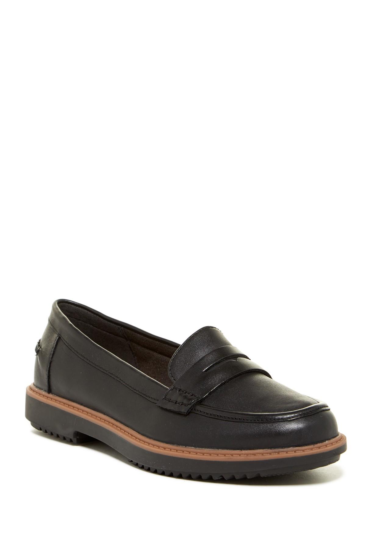 Clarks Leather Raisie Eletta Loafer - Wide Width Available in Black - Lyst