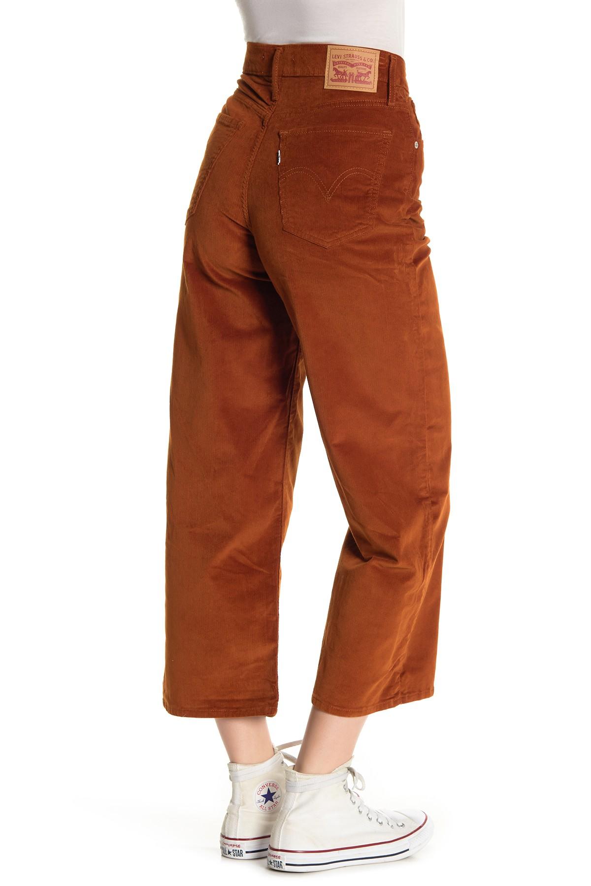 levi's cropped pants