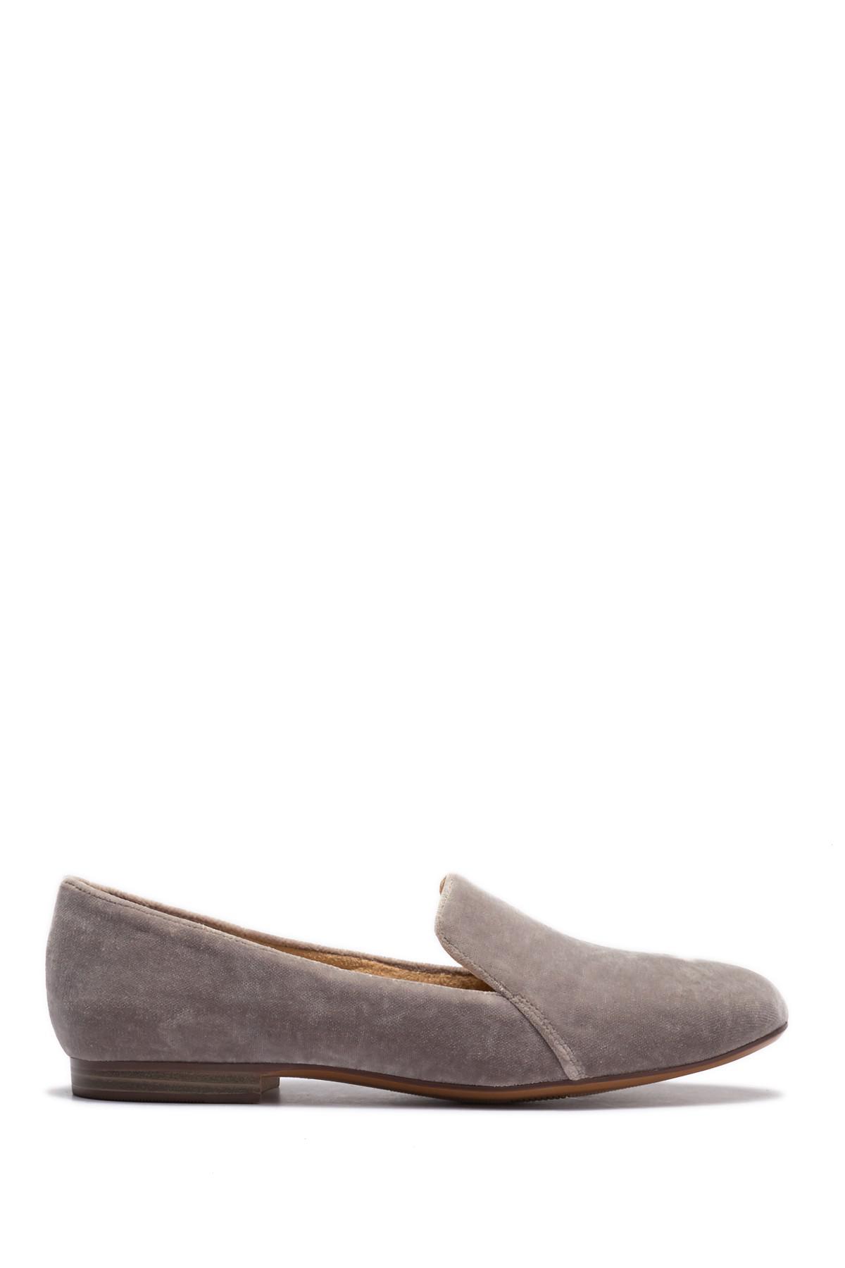 naturalizer smoking slipper
