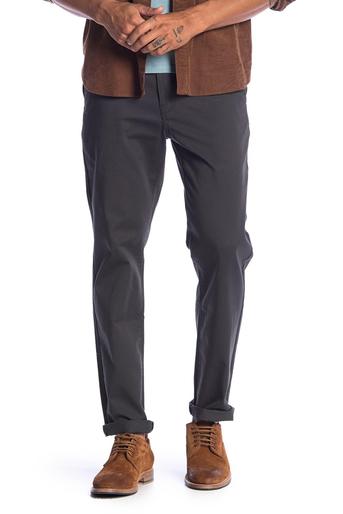 levi's straight chino pants
