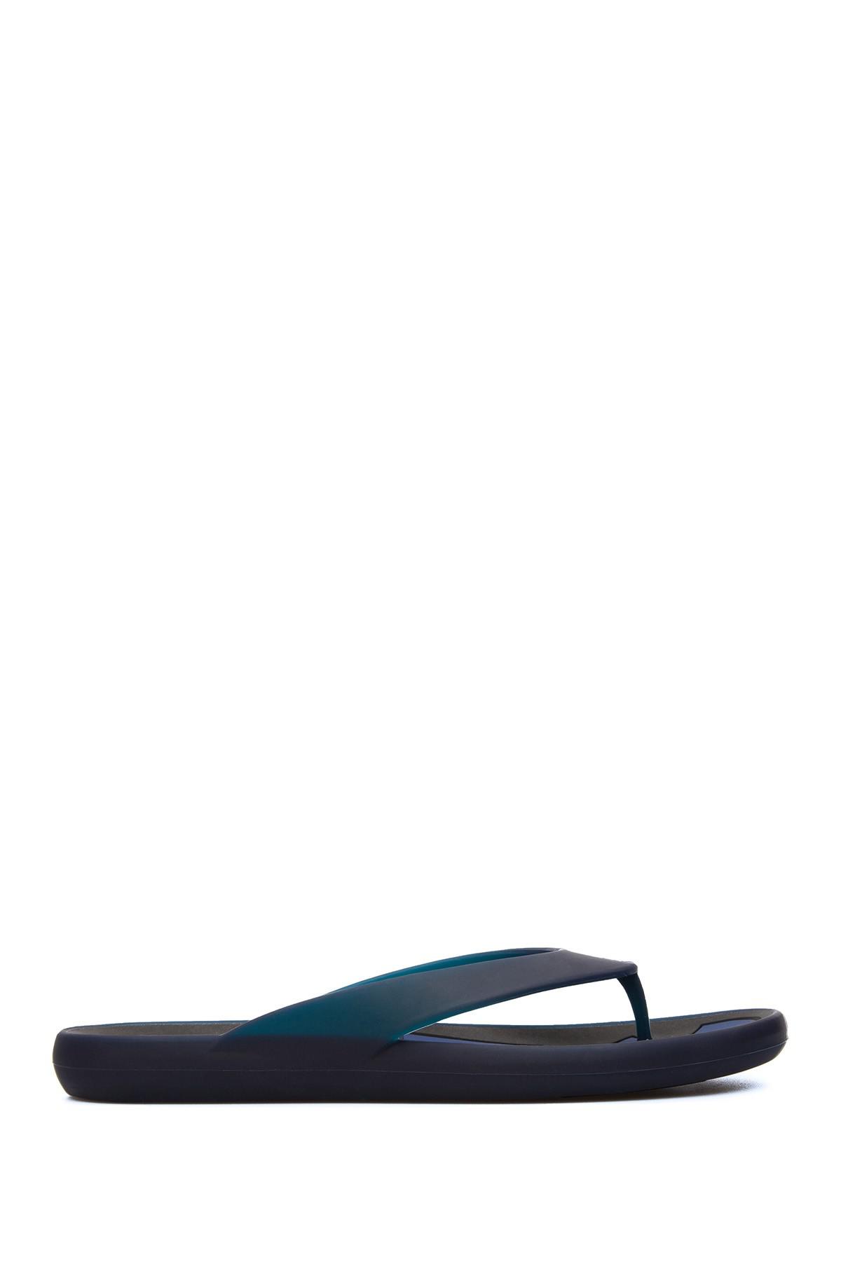 camper dolphin flip flop