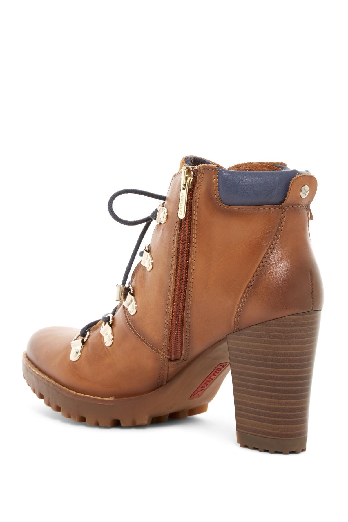 uggs stink inside