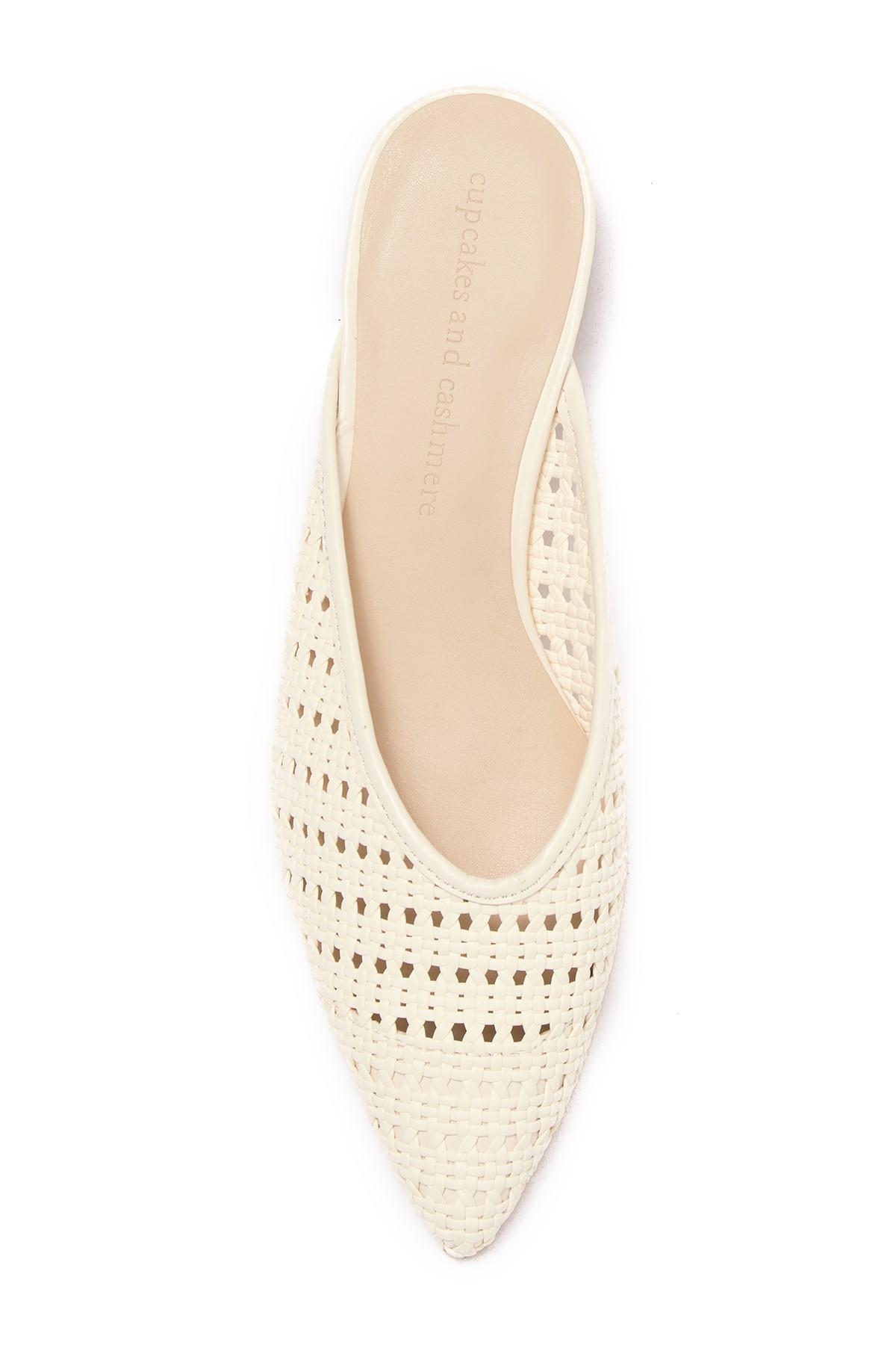 cupcakes and cashmere leviana