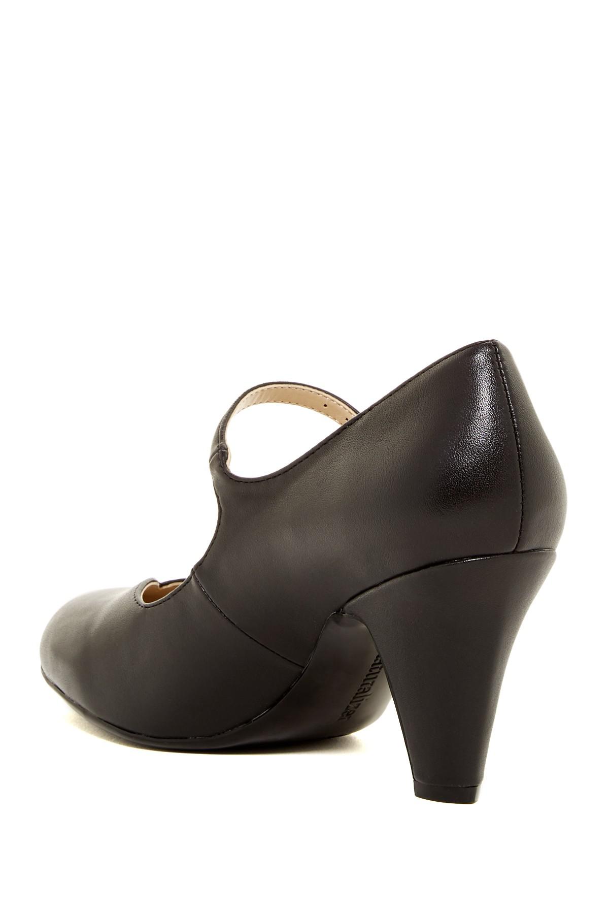 Naturalizer Believe Mary Jane Pump in Black - Lyst